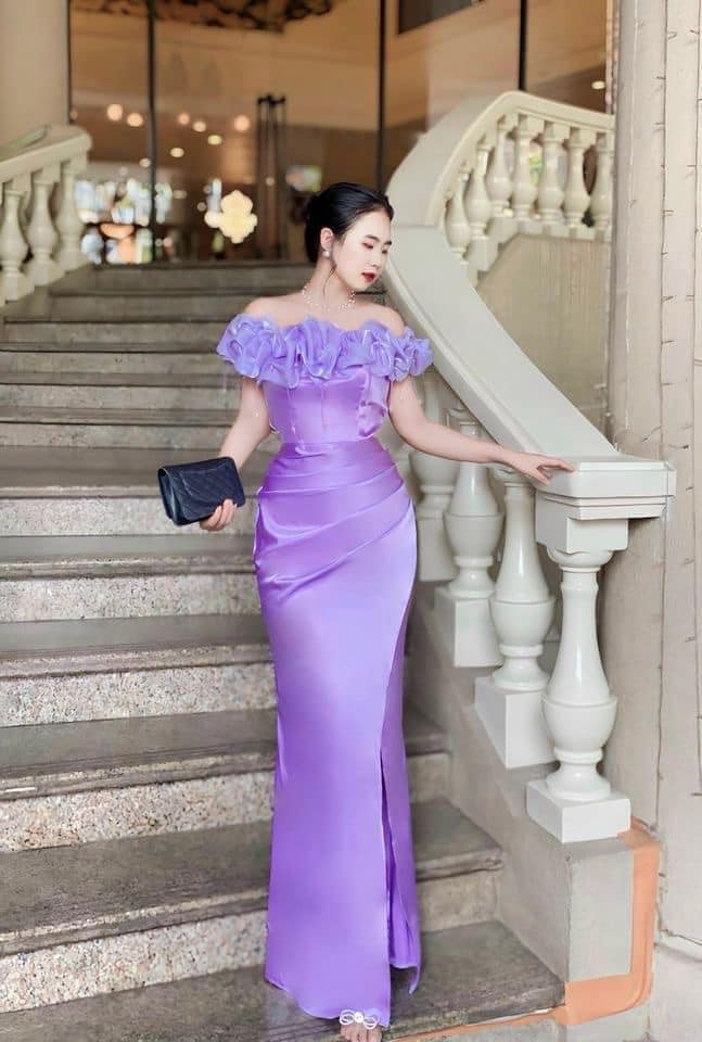 [🆕🇻🇳]  Shop TS Thiết kế cao cấp 😎❤️️⭐️ Xinh quá  luôn đó chèn ơii
 Em lên mẫu mới xinhh xinh lắm lắm ấyy nàng ơiii! Chiếc váy Dạ hội Thiết kế cưng hết sức luônn ấy ạ ,chất liệu lụa hàn cao cấp,  , shares-5✔️ , likes-149❤️️ , date-2024-06-01 06:48:16🇻🇳🇻🇳🇻🇳📰🆕