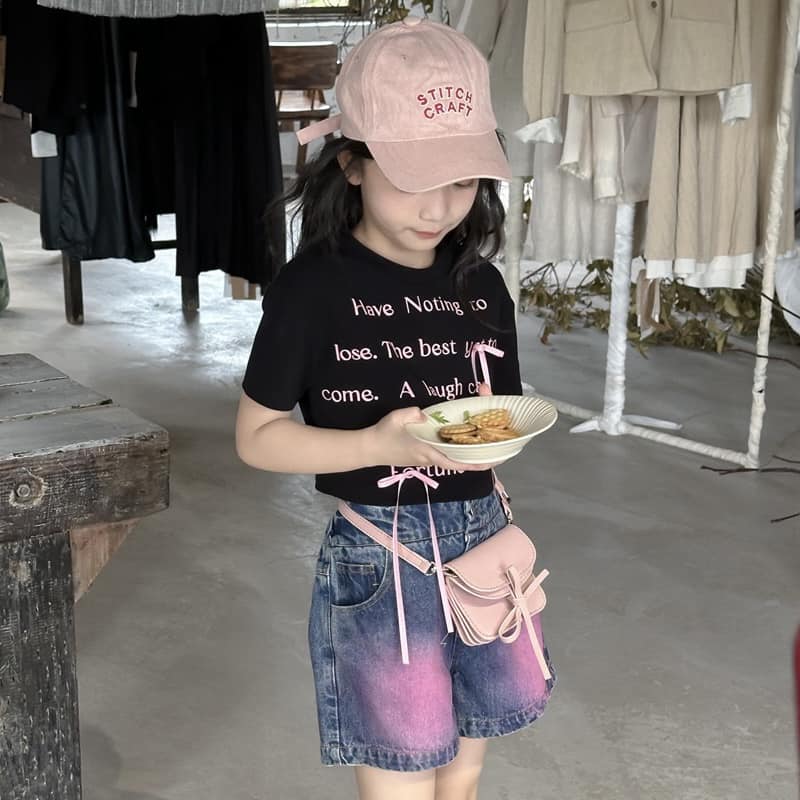 [🆕🇻🇳] Bánh Tiêu’s Closet – Chuyên order quần áo trẻ em,phụ kiện trẻ em và gia đình 😎❤️️⭐️ Mấy set này tuy đơn giản hẻm có rườm rà mà vẫn có nét riêng thu_hút quá chời lun nè! Có size cho các chị lớn lớn lun từ 14-45kí,hàng nét từ QC về tay nhen  , shares-0✔️ , likes-7❤️️ , date-2024-06-04 06:32:35🇻🇳🇻🇳🇻🇳📰🆕
