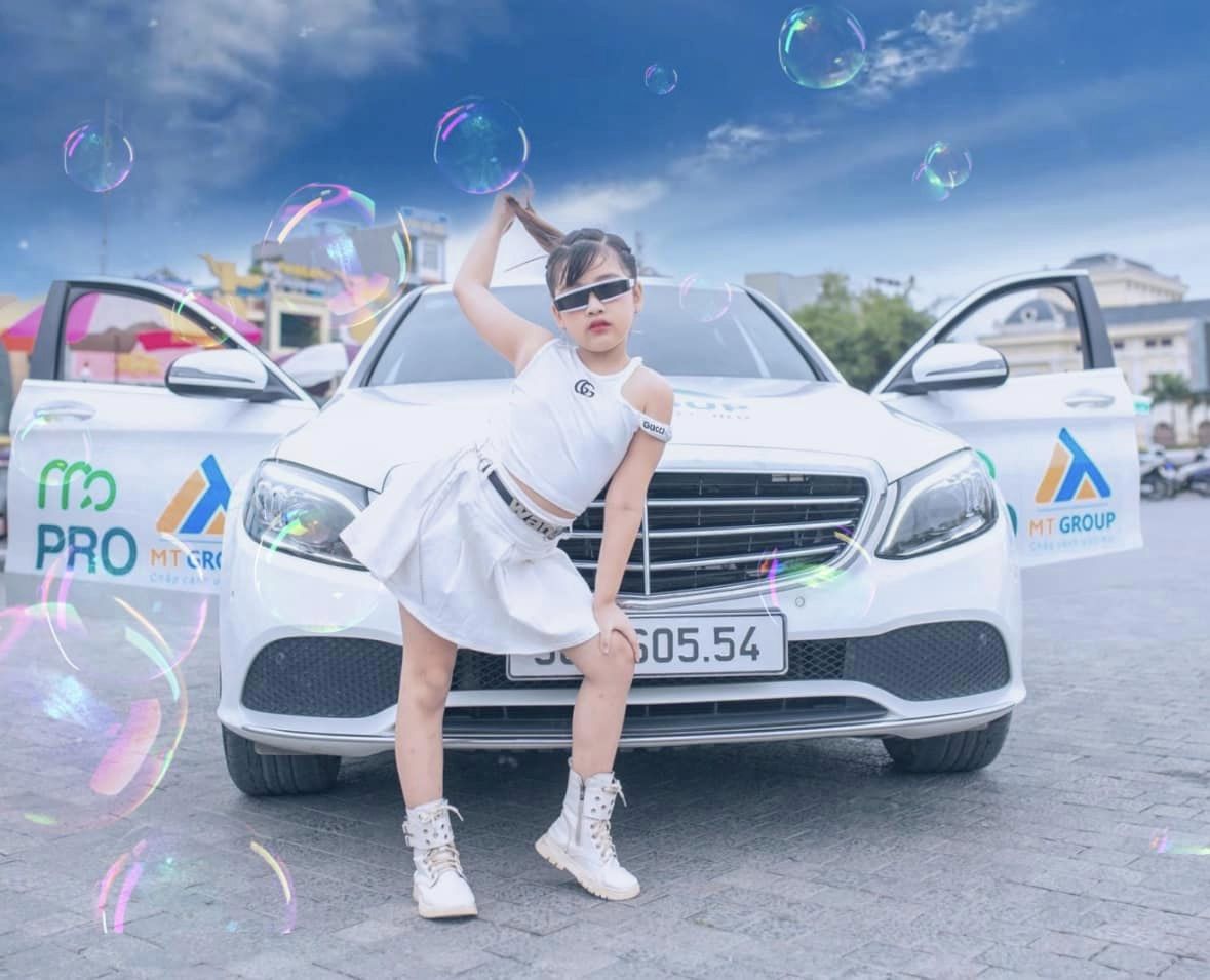 [🆕🇻🇳] Top1StarKids ⭐ ☀ ⚡ 2 slot duy nhất cho bạn nhỏ về Team hình ảnh mẫu nhí PRO 
 Concept siêu xe đẹp rực rỡ luôn 
 Ib cô Na nha ak
 Mỗi tuần 1 vài con , shares-0✔️ , likes-0❤️️ , date-2023-04-05 07:32:31🇻🇳🇻🇳🇻🇳📰🆕