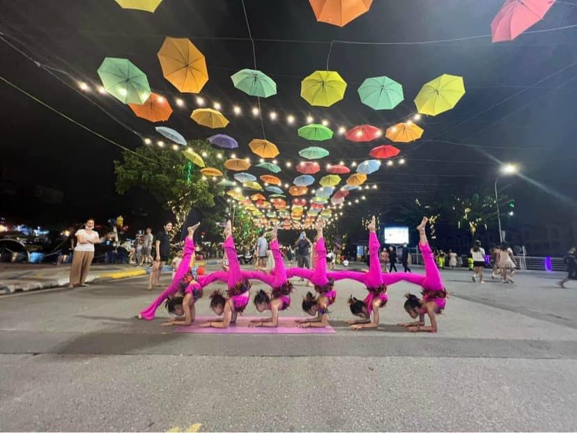 [🆕🇻🇳] Top1StarKids ⭐ ☀ ⚡ Tuyển sinh lớp ép dẻo nhào lộn kỹ thuật từ cơ bản đến nâng cao 

Tập khoẻ bền từ bên trong chứ không chín ép nhé ạ 
Vì bản thân  , shares-0✔️ , likes-0❤️️ , date-2023-07-03 09:00:41🇻🇳🇻🇳🇻🇳📰🆕