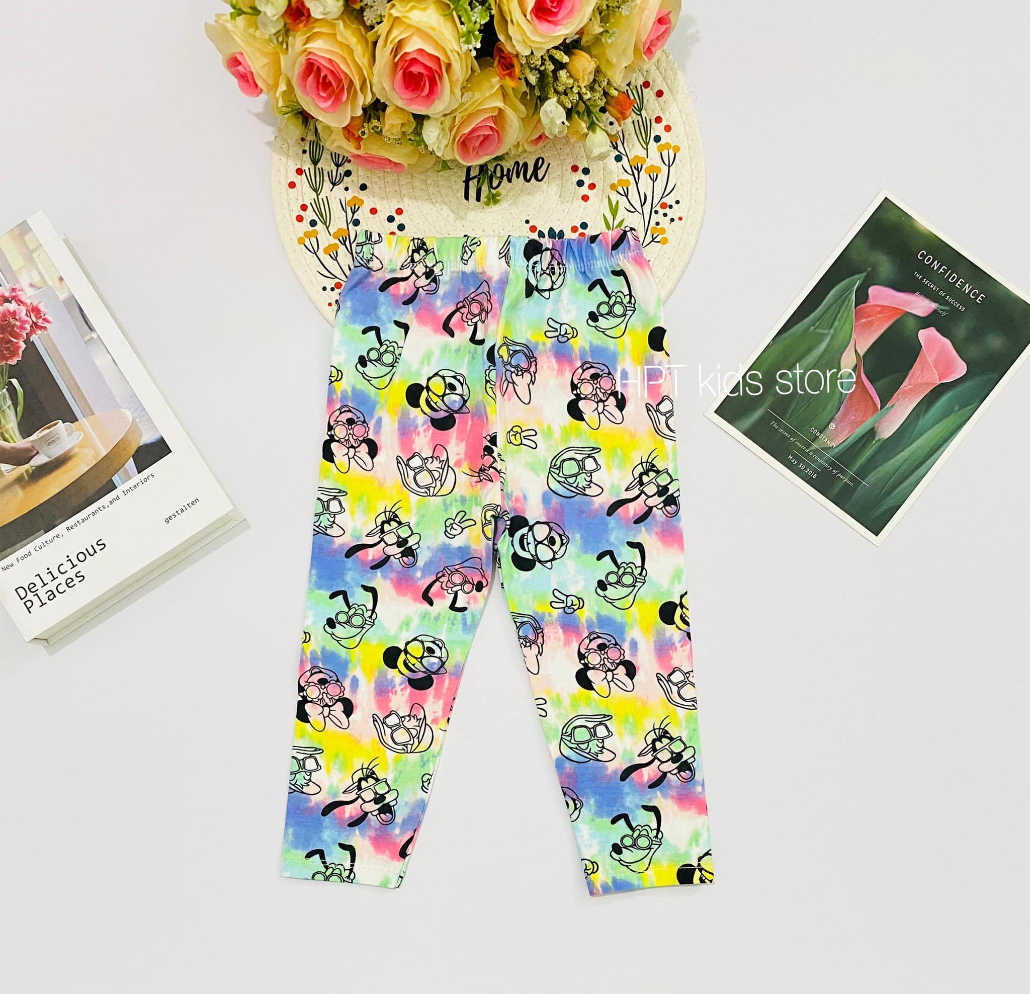 [🆕🇻🇳]  HPT KIDS STORE – Quần Áo trẻ em tận xưởng..Chuyên Sỉ lẽ Số lượng 😎❤️️⭐️  Legging hoạ tiết bên xưởng là bao phủ phê màu sắc , sx màu mới liên tục
 Size 1-20; 10-40kg
 Chất cotton 4c mềm mịn, không bông xù, bao giặt máy
 sỉ buôn  , shares-0✔️ , likes-3❤️️ , date-2023-08-06 15:17:42🇻🇳🇻🇳🇻🇳📰🆕