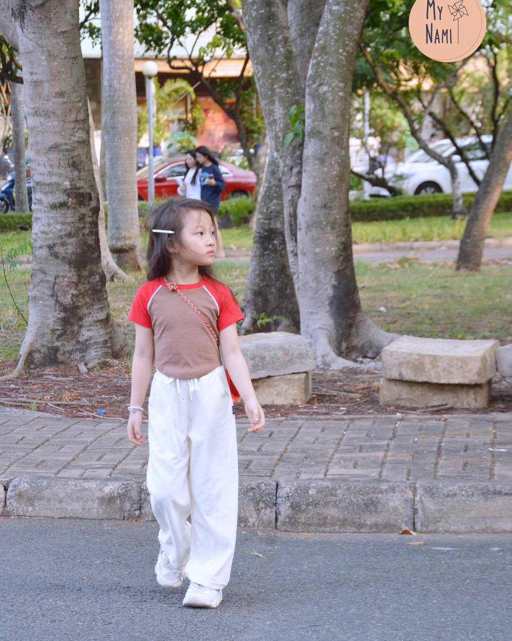 [🆕🇻🇳] My Nami – Thời trang trẻ em 🧑‍🧒❤️️👶⭐️  Bộ này có size 170 người lớn bận được nha mấy cô ơi, 1m6 đổ lại dưới 48kg
 Bận đồ đôi với con thiệt chất lừ luôn a 
Ảnh chụp thật
 Hàng có sẵn
 , shares-0✔️ , likes-6❤️️ , date-2023-08-23 04:22:24🇻🇳🇻🇳🇻🇳📰🆕