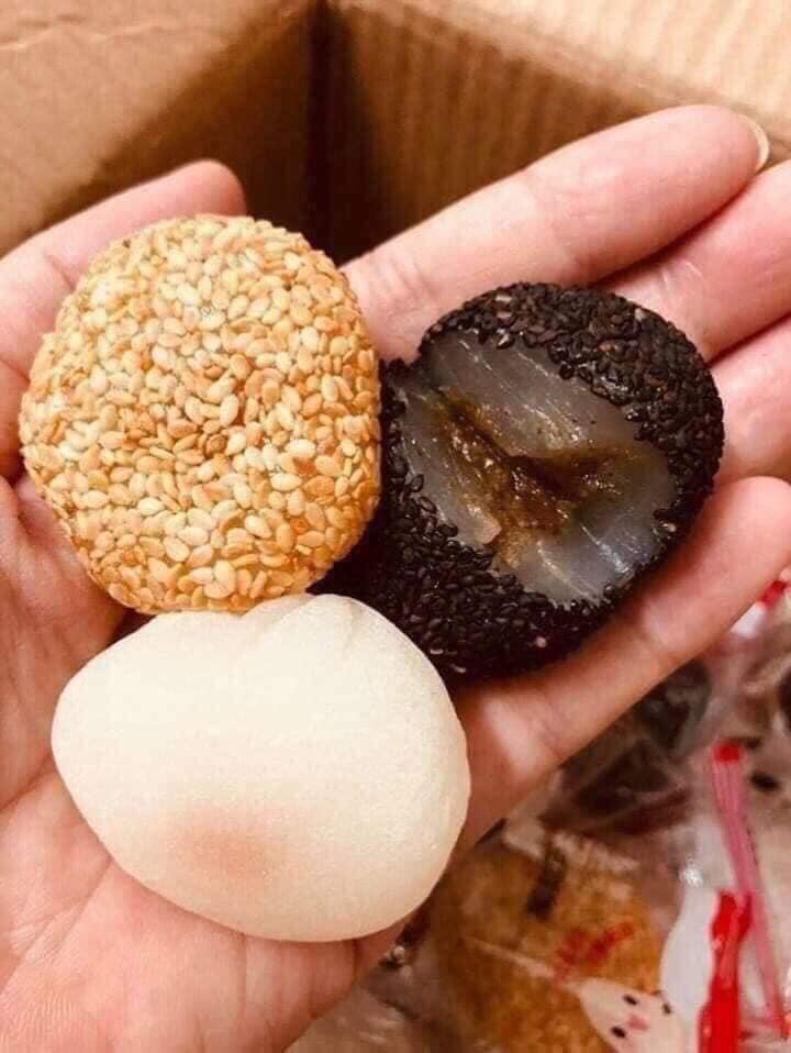 [🆕🇻🇳] Hiền Vinh Hvkids  (Xưởng may HV Kids) 😎❤️️⭐️ BÁNH MOCHI HAI CÔ GÁIe về sẵn hàng 

Giá:  #115k/1thùng 2kg
BÁNH MOCHI ĐÀI LOAN HOT HIT TRONG “VỀ NHÀ ĐI CON”  (LOẠI X , shares-0✔️ , likes-2❤️️ , date-2024-01-20 14:32:54🇻🇳🇻🇳🇻🇳📰🆕