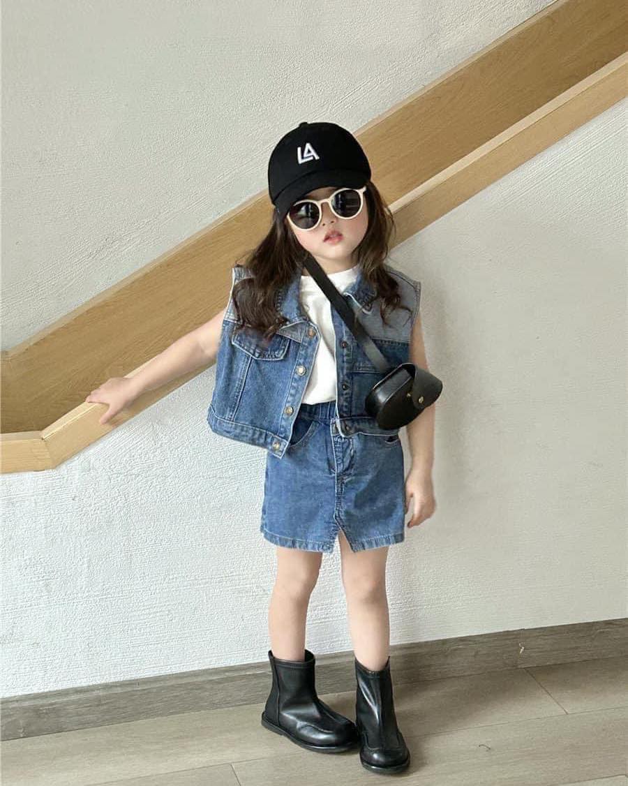 [🆕🇻🇳]  Suri baby kids – Thời trang cho bé thiết kế, hàng QC Cao Cấp 😎❤️️⭐️ Lên tiếp sét 3 chi tiết cực cool cho bé đây ak
 Đủ size 8-35kg nha
 Nhận hàng được kt thoải mái nha
 , shares-2✔️ , likes-59❤️️ , date-2024-02-14 11:24:42🇻🇳🇻🇳🇻🇳📰🆕