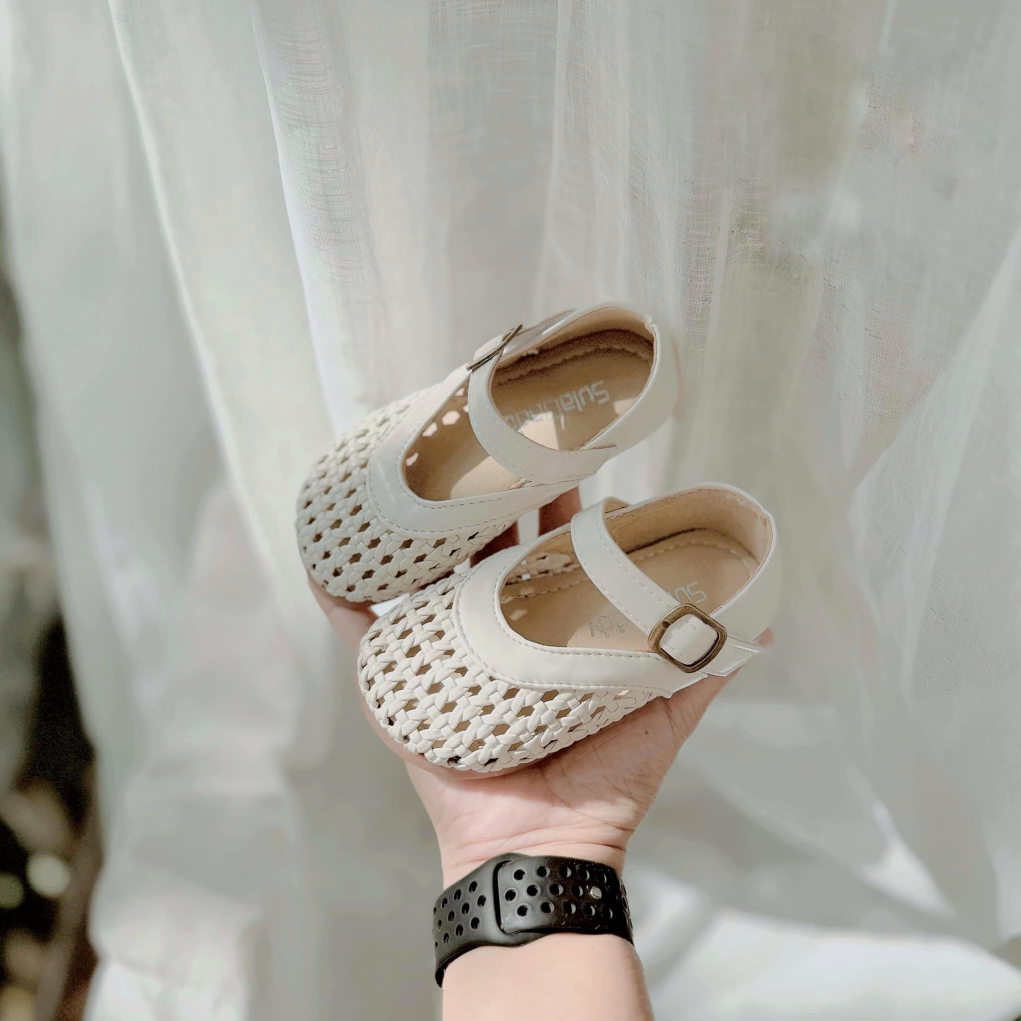 [🆕🇻🇳] Suri Girl – Đầm trẻ em cao cấp 🧑‍🧒❤️️👶⭐️ Còn gì tuyệt vời hơn là một chiếc đầm cực xinh cho công chúa nhỏ nhà mình nữa ạ
 , shares-0✔️ , likes-6❤️️ , date-2024-05-15 20:07:32🇻🇳🇻🇳🇻🇳📰🆕