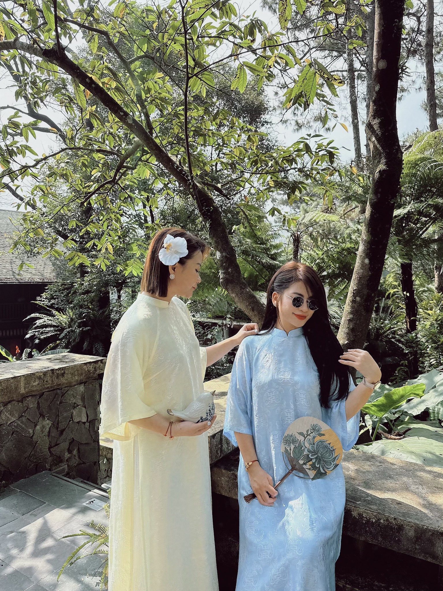 [🆕🇻🇳] Áo Dài Mẹ và Bé Kengin – Áo dài cho mẹ, cho bé, cho cả nhà mình 🧑‍🧒❤️️👶⭐️ |𝗔́𝗼 𝗱𝗮̀𝗶 𝗞𝗜𝗘̂́𝗠 𝗟𝗔𝗡 – 𝗖𝗨́𝗖 𝗖𝗛𝗜|

“ 𝑵𝒉𝒂̂́𝒕 𝒄𝒉𝒊 𝒏𝒖̀𝒏𝒈 𝒅𝒊𝒆̂̃𝒎 𝒉𝒂́ 𝒃𝒐̂̀𝒏𝒈 𝒅𝒐𝒂𝒏𝒉 
𝑿𝒖𝒂̂𝒏 𝒔𝒂̆́𝒄 𝒚𝒆̂𝒏 𝒏𝒉𝒊𝒆̂𝒏 đ𝒐̣̂𝒏𝒈 𝒍𝒖̣𝒄 𝒕𝒉𝒂̀𝒏𝒉 “
 Là khi trời đất, cỏ cây thấm đẫ , shares-0✔️ , likes-15❤️️ , date-2024-02-22 14:08:55🇻🇳🇻🇳🇻🇳📰🆕