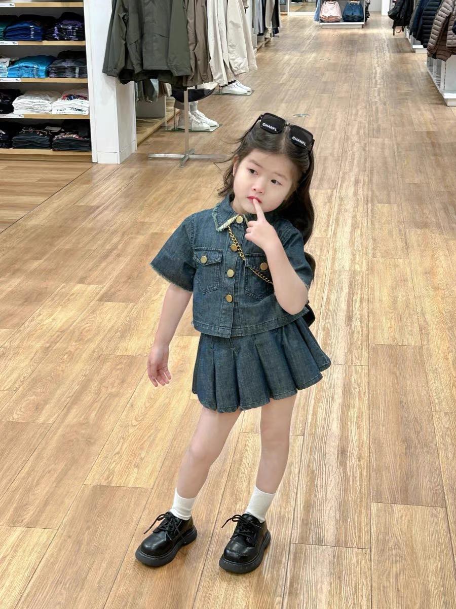 [🆕🇻🇳]  Suri baby kids – Thời trang cho bé thiết kế, hàng QC Cao Cấp 😎❤️️⭐️ Váy jean về xinh quá 
 Mê sét này quá mẹ ơii
 Chất mềm đẹp dã man luôn nha
 Em về tiếp đủ size 8-35kg nha
 , shares-1✔️ , likes-47❤️️ , date-2024-04-07 00:21:41🇻🇳🇻🇳🇻🇳📰🆕