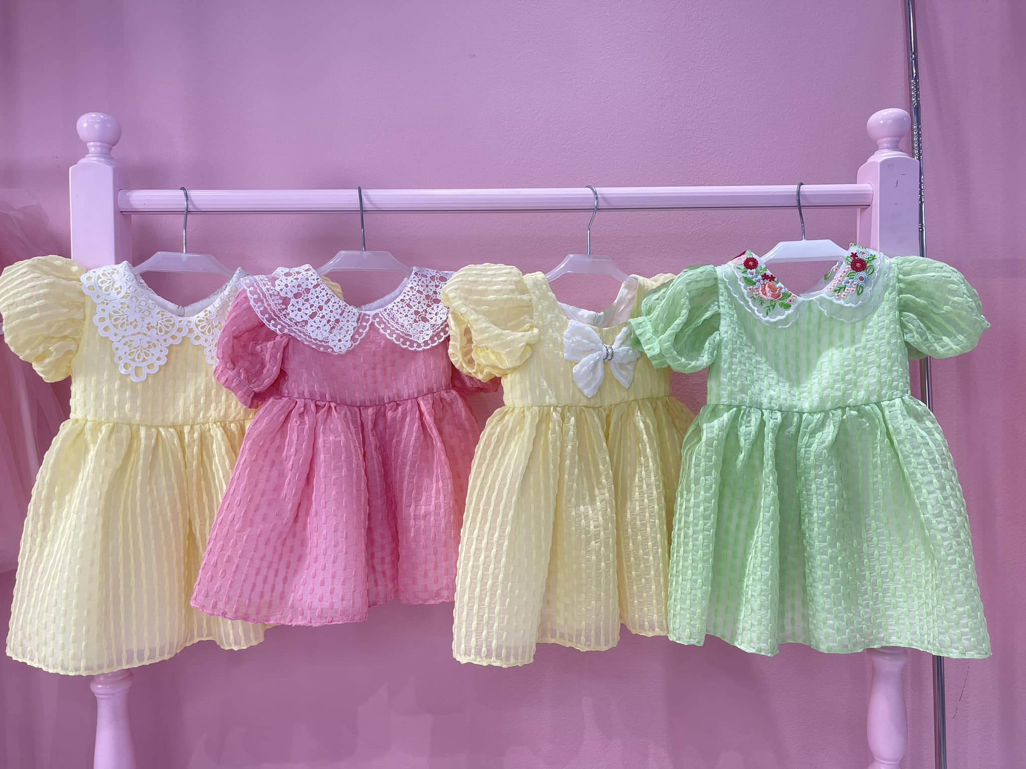 [🆕🇻🇳] Những Bông Hoa Nhỏ (AnBi Kids) 😎❤️️⭐️ Đủ size0-6 tương đương bé 8-23kg ạ 
 Các mẹ sắm cho con mặc thời tiết này quá thích hợp luôn ạ 
 Chỉ 99k thôi ạ 
 , shares-0✔️ , likes-10❤️️ , date-2024-04-10 02:15:22🇻🇳🇻🇳🇻🇳📰🆕