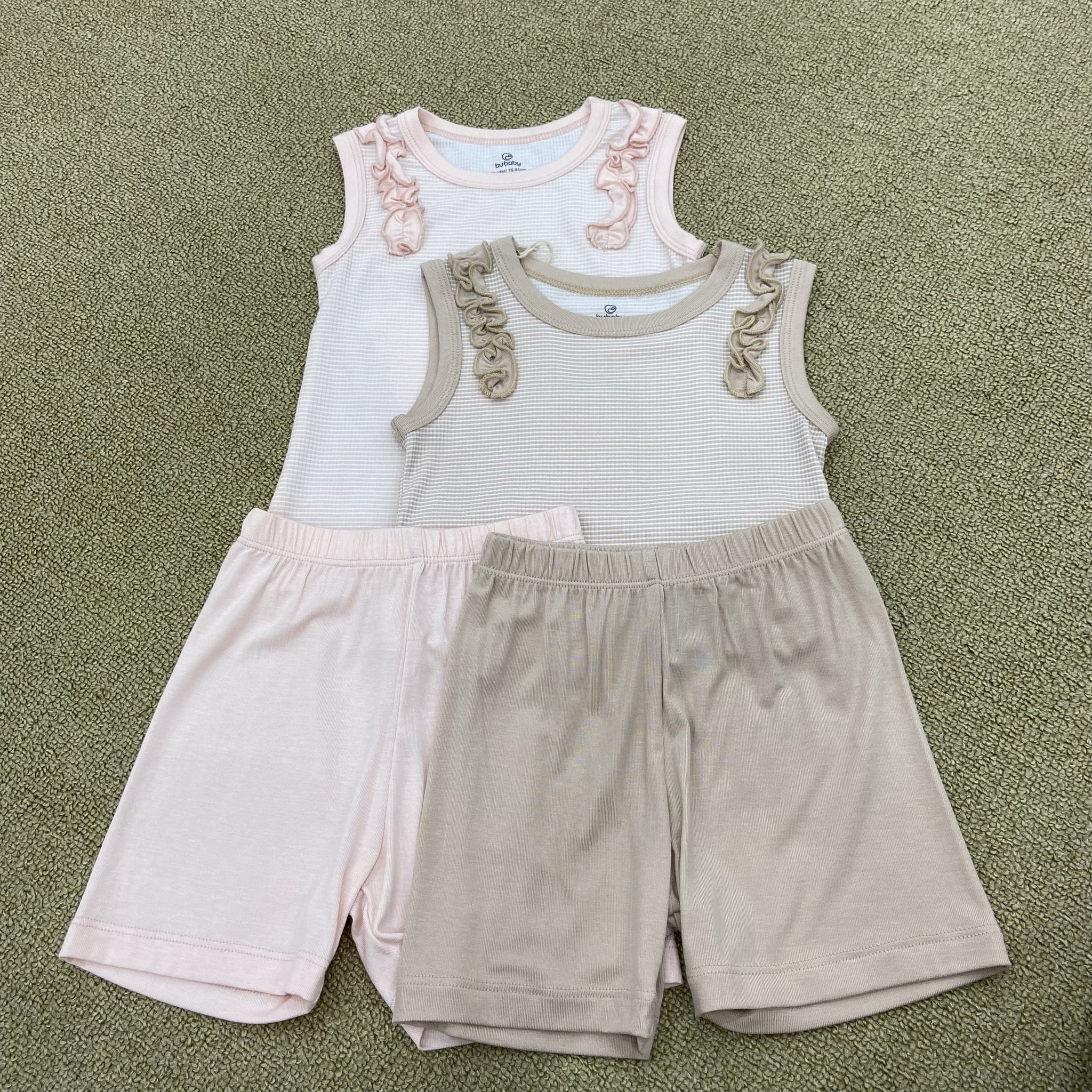 [🆕🇻🇳] BU Corner là Đại lý chính thức của BU Baby 😎❤️️⭐️  BỘ SÁT NÁCH BÉ GÁI XINH QUÁ XINH
Những bộ sát nách thường mang vẻ khỏe khoắn, năng động. Nhưng dành cho bé gái, BU phải điểm thêm chút nữ tính như thế này , shares-0✔️ , likes-32❤️️ , date-2024-04-23 03:00:01🇻🇳🇻🇳🇻🇳📰🆕