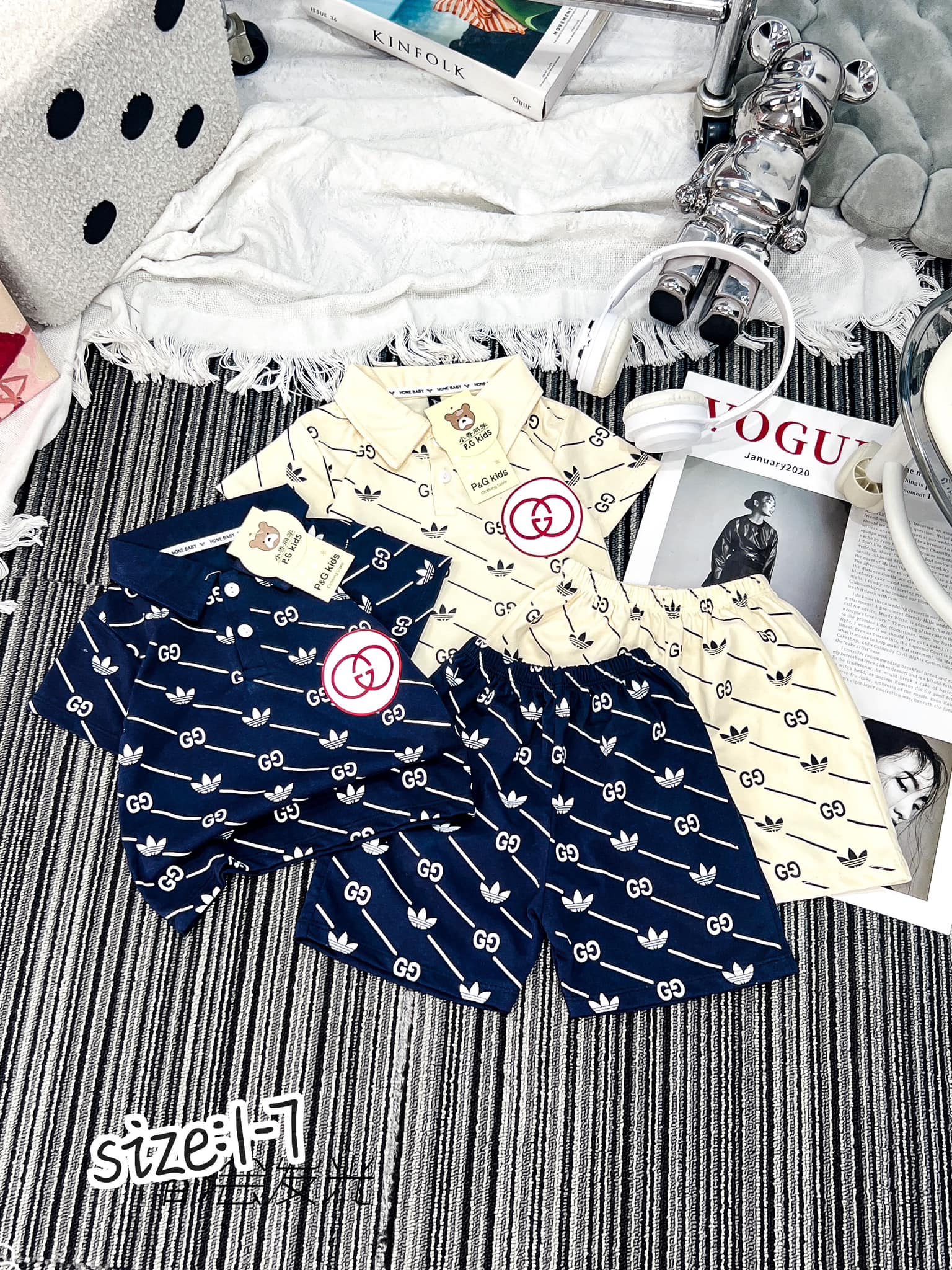 [🆕🇻🇳] Lê Hoa Kids – Shop Quần Áo Trẻ Em 🧑‍🧒❤️️👶⭐️ Bộ bé trai chất cotton loại 1
  Size 10kg đến 18kg
  Chất mát lạnh Bao thấm hút mồ hôi
  A/c nhận hàng kiểm tra hàng ưng mới thanh toán ạ
 , shares-1✔️ , likes-6❤️️ , date-2024-04-09 17:04:09🇻🇳🇻🇳🇻🇳📰🆕