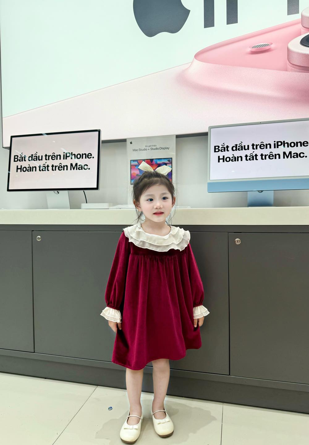 [🆕🇻🇳] danchau – Từ tình yêu dành cho những công chúa nhỏ 💓 🧑‍🧒❤️️👶⭐️ Muốn mát mẻ mà vẫn xinh yêu điệu đà rinh ngay chiếc váy cánh tiên này bé ơi. Dáng baby doll mặc cưng lắm luôn, gam màu siêu hot hit dễ thương quá đi mất. C , shares-0✔️ , likes-16❤️️ , date-2024-05-23 09:48:04🇻🇳🇻🇳🇻🇳📰🆕