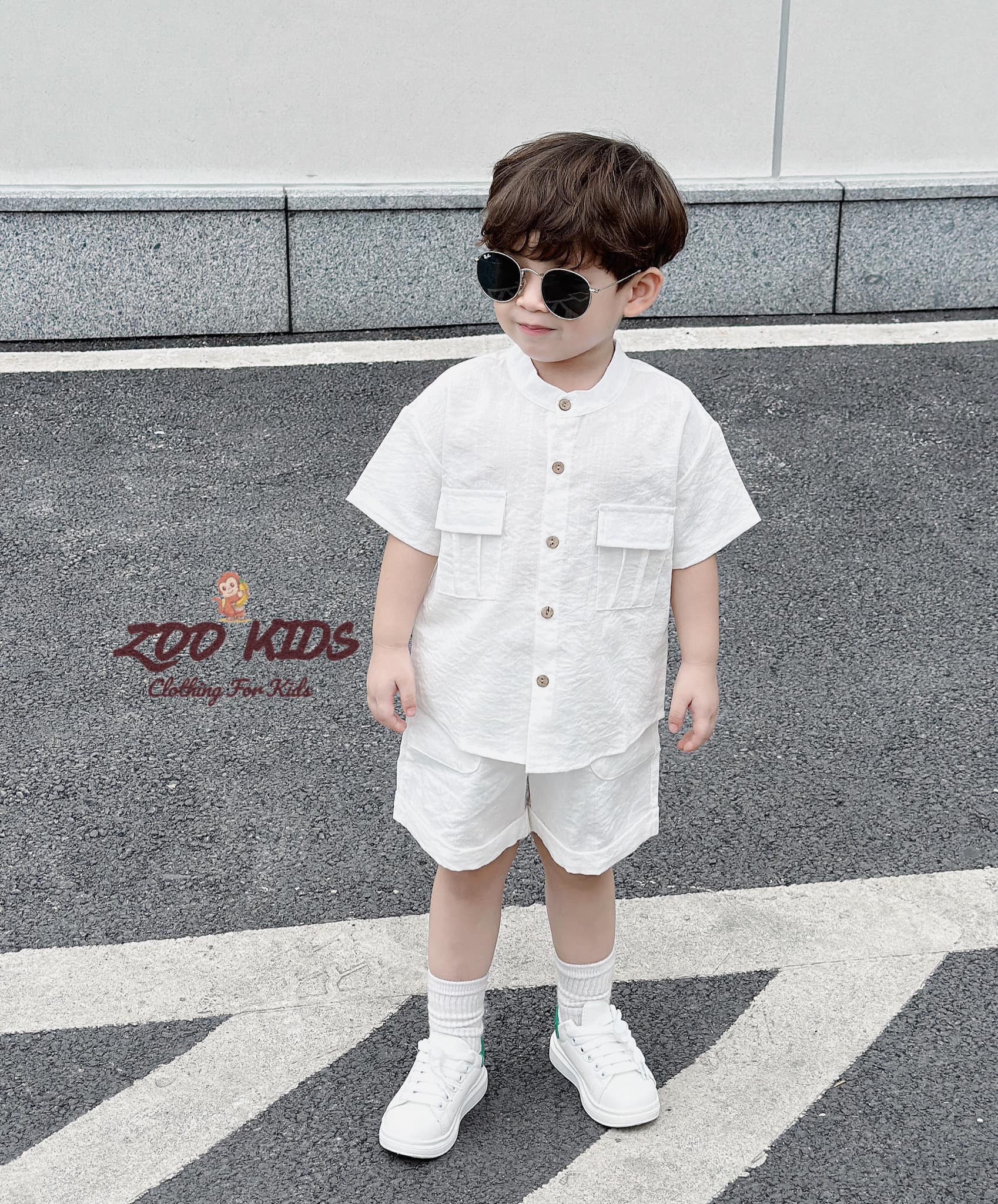 [🆕🇻🇳] ZOO KIDS 🧑‍🧒❤️️👶⭐️ Thứ 2 là Monday 
Thứ 3 là Tuesday 
Thứ vừa bảnh vừa ngầu là anh đây  

 Outfit trắng công tử cổ tàu bảnh bao cool ngầu, đẹp mê ly 
 Chất liệu đũi nhật cao  , shares-32✔️ , likes-770❤️️ , date-2024-05-10 23:16:20🇻🇳🇻🇳🇻🇳📰🆕