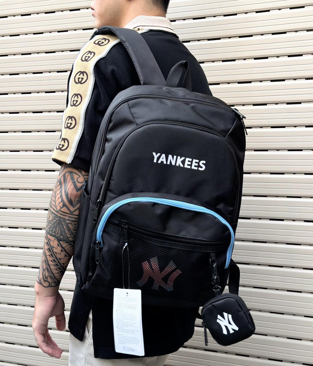 [🆕🇻🇳]  Măng Kids chuyên các mặt hàng xuất dư, xuất xịn 😎❤️️⭐️ BALO MLB NY YANKEES KID NEW2024
 • Kích thước | 43cm x 32cm x 12cm
 • Chất liệu 100% polyester hãng 
 • Nhiều ngăn , nhiều chi tiết cực xịn
 • Full phụ liệ , shares-0✔️ , likes-7❤️️ , date-2024-05-28 02:18:25🇻🇳🇻🇳🇻🇳📰🆕