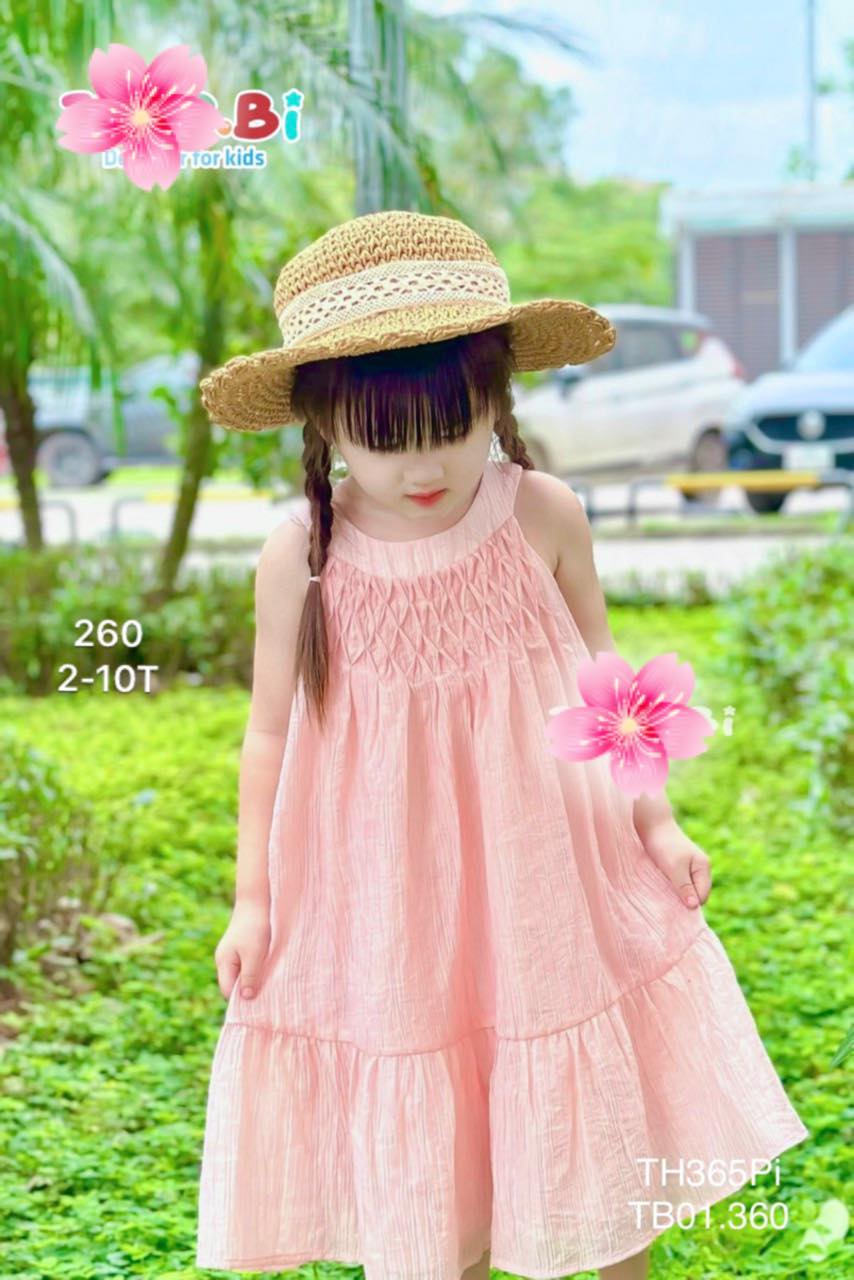 [🆕🇻🇳] Bắp Xinh Shop – Thời Trang Của Bé 🧑‍🧒❤️️👶⭐️ MAXXI TƠ RẬP LY NGỰC tặng TUBAN.
Maxxi đẹp xinh bé yêu lung linh trong nắng hè. Thiết kế cổ ly trần trám lạ mắt xinh xắn, đầm form A rộng rãi mát mẻ. Tặng  , shares-0✔️ , likes-11❤️️ , date-2024-05-08 06:43:38🇻🇳🇻🇳🇻🇳📰🆕