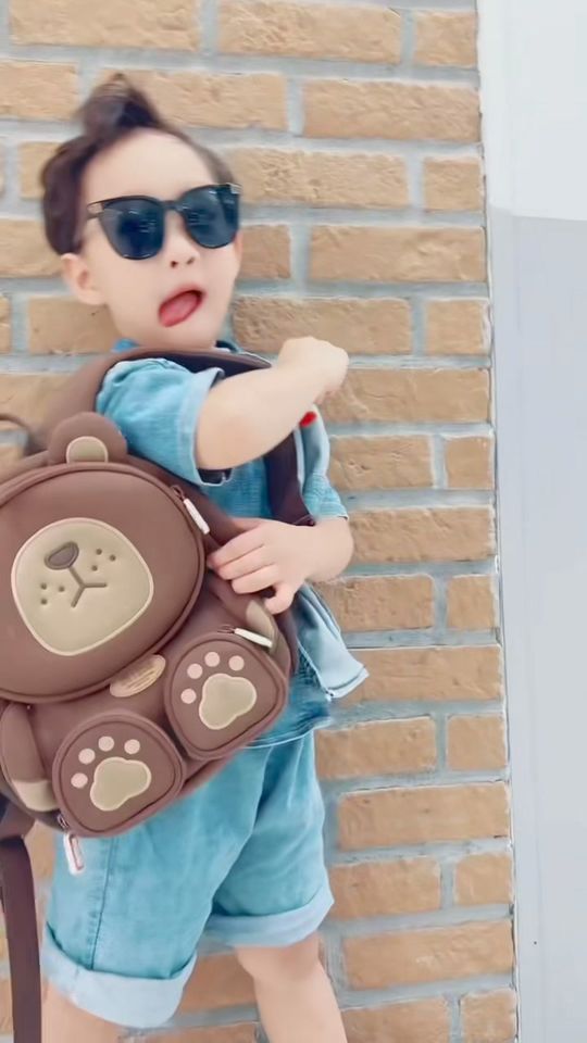 [🆕🇻🇳] Sushi Kids & Mom – Thời trang mẹ và bé 🧑‍🧒❤️️👶⭐️ Mẫu này Bé mặc đi chơi đi học đều đẹp. Chất  jean mềm hoạ tiết Khủng long. 
Miễn ship cho khách đặt mua trong hôm nay ạ!
 Kiểm tra và thử hàng trước thanh  , shares-0✔️ , likes-50❤️️ , date-2024-06-25 04:00:51🇻🇳🇻🇳🇻🇳📰🆕