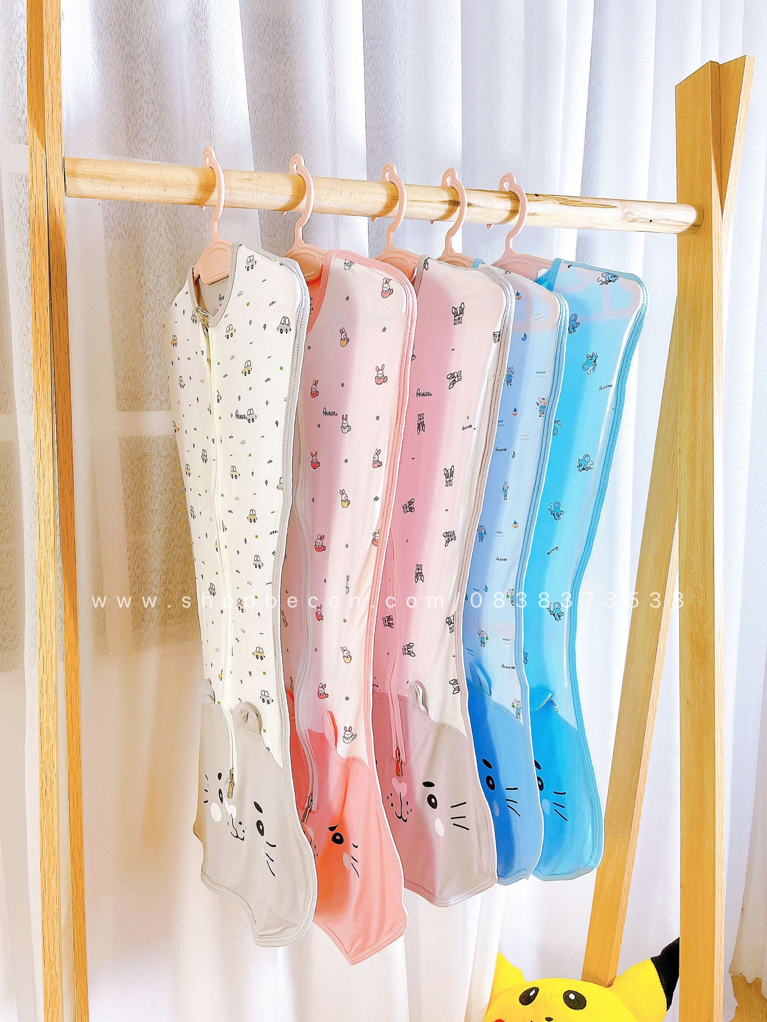 [🆕🇻🇳] Shop Bé Con – Trọn Gói Đồ Sơ Sinh – Chuyên đồ đi sinh trọn gói 🧑‍🧒❤️️👶⭐️ 𝐍𝐡𝐨̣̂𝐧𝐠 𝐍𝐠𝐮̉ 𝐒𝐨̛̣𝐢 𝐓𝐫𝐞 𝐀𝐯𝐚𝐥𝐞𝐫 

Mang lại cảm giác an toàn cho bé  

Giúp cho mẹ dễ dàng quấn ôm bé khi bế hoặc lúc bé nằm ngủ 

– Bảo vệ  , shares-0✔️ , likes-2❤️️ , date-2024-06-17 16:00:05🇻🇳🇻🇳🇻🇳📰🆕