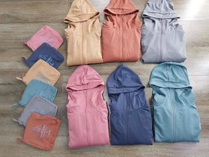 [🆕🇻🇳] Hoody’s House – cửa hàng chuyên bán sỉ, lẻ các thương hiệu thời trang 😎❤️️⭐️ Ngóng mãi 
SALE #125k/áo
Áo Chống nắng thun lạnh Uniqlo Của TRẺ EM phom to
Áo chống nắng trẻ em Uniqlo Kids vải DƯ của Nhật hữu ích dành cho cha mẹ bảo vệ  , shares-0✔️ , likes-0❤️️ , date-2024-06-03 13:42:43🇻🇳🇻🇳🇻🇳📰🆕