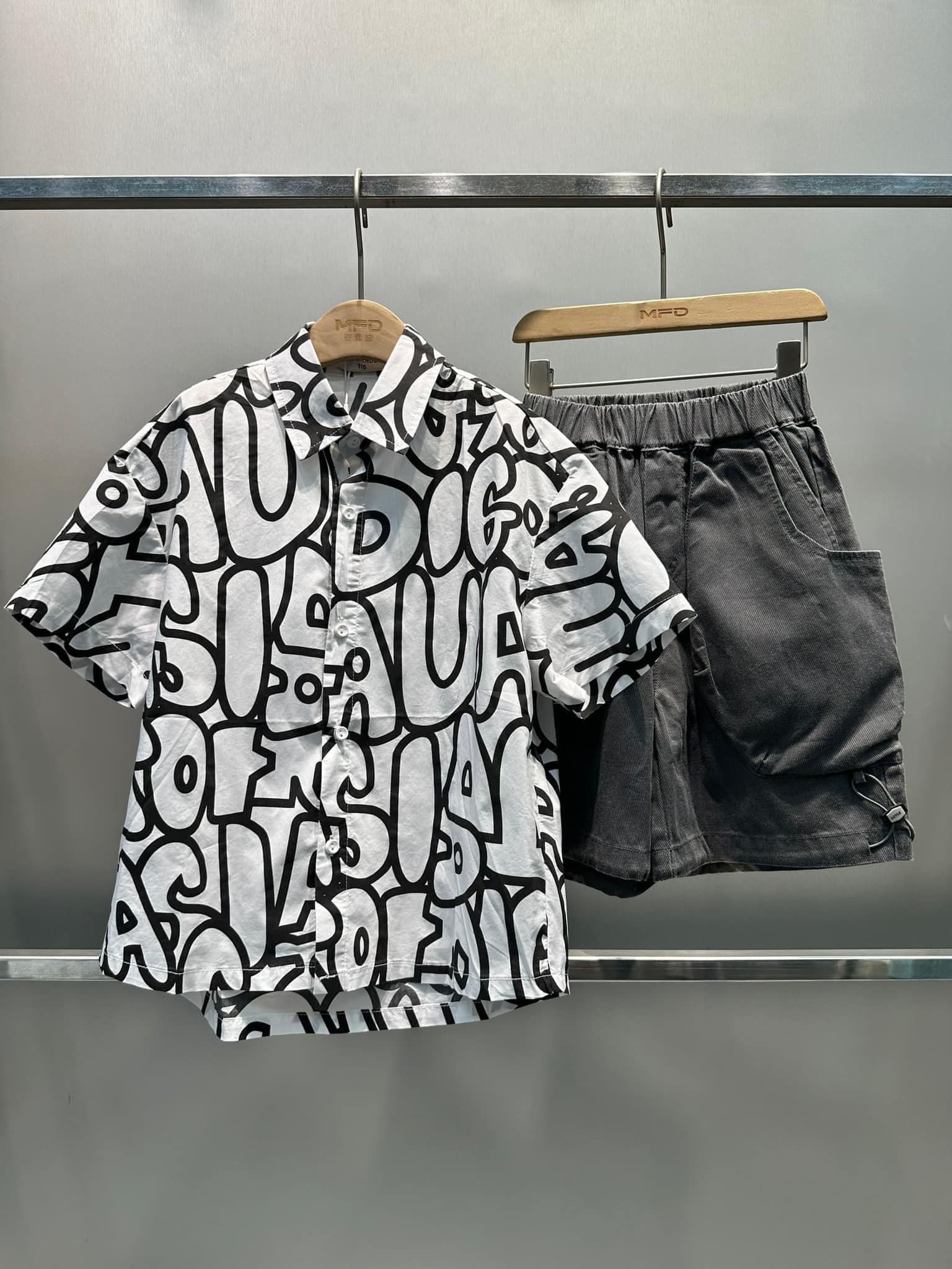 [🆕🇻🇳]  BỐP BỰ – Chuyên quần áo, giày dép, phụ kiện trẻ em cao cấp 🧑‍🧒❤️️👶⭐️ MFD e về nhiều ạ
 Ưng báo e nha mn   Size 110-160 form to
 Cho bé 23/58,60kg
 , shares-0✔️ , likes-0❤️️ , date-2024-06-08 20:24:38🇻🇳🇻🇳🇻🇳📰🆕