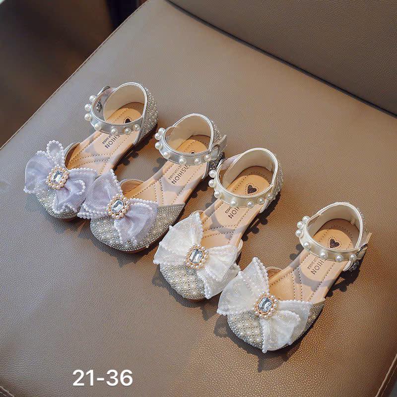 [🆕🇻🇳]  Giày dép bé gái ThiBaby 🧑‍🧒❤️️👶⭐️ Size 21-25 giá 160
 Size 26-30 giá 170
 Size 31-36 giá 180
 , shares-0✔️ , likes-2❤️️ , date-2024-06-20 17:48:03🇻🇳🇻🇳🇻🇳📰🆕