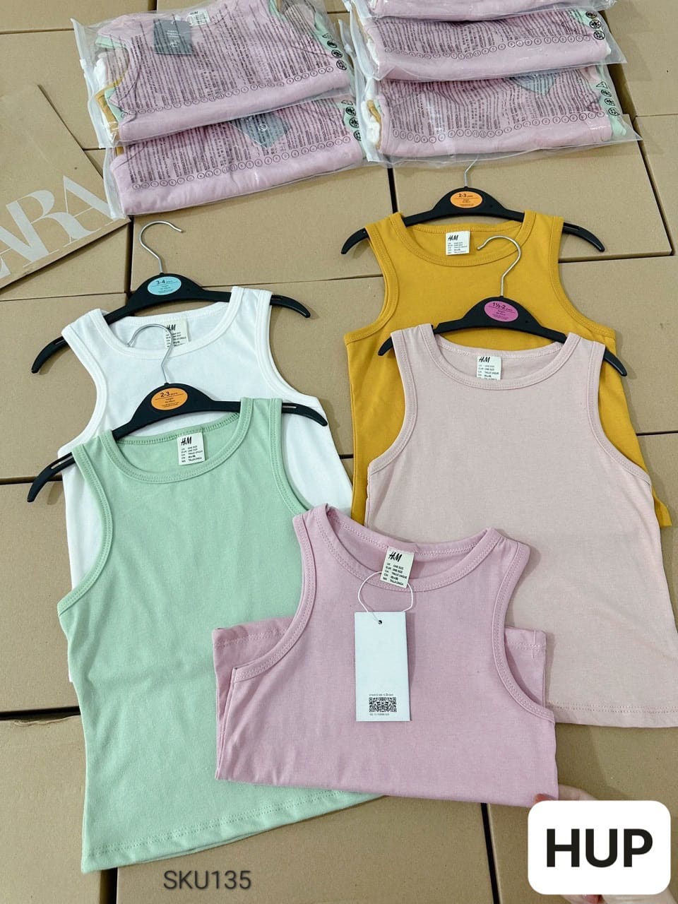 [🆕🇻🇳]  Sunny Kids – Thời trang cho bé – Sỉ/lẻ quần áo, phụ kiện trẻ em QCCC, QATE 🧑‍🧒❤️️👶⭐️ Em lên sét 5 áo 3 lỗ iu iu cover next xịn xì cho bé gái 
 chỉ #/1set  Mùa này chỉ có 3 lỗ là chân ái Sét 4 áo cotton màu tối giản dễ phối đồ lắm ạ. Mặc ở n , shares-0✔️ , likes-2❤️️ , date-2024-06-30 13:37:08🇻🇳🇻🇳🇻🇳📰🆕