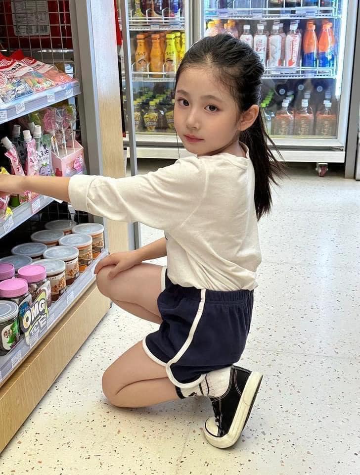 [🆕🇻🇳] Bánh Tiêu’s Closet – Chuyên order quần áo trẻ em,phụ kiện trẻ em và gia đình 😎❤️️⭐️ Xin zía cho Bánh Tiêu-Bánh Bao !
 , shares-0✔️ , likes-9❤️️ , date-2024-06-30 15:03:59🇻🇳🇻🇳🇻🇳📰🆕