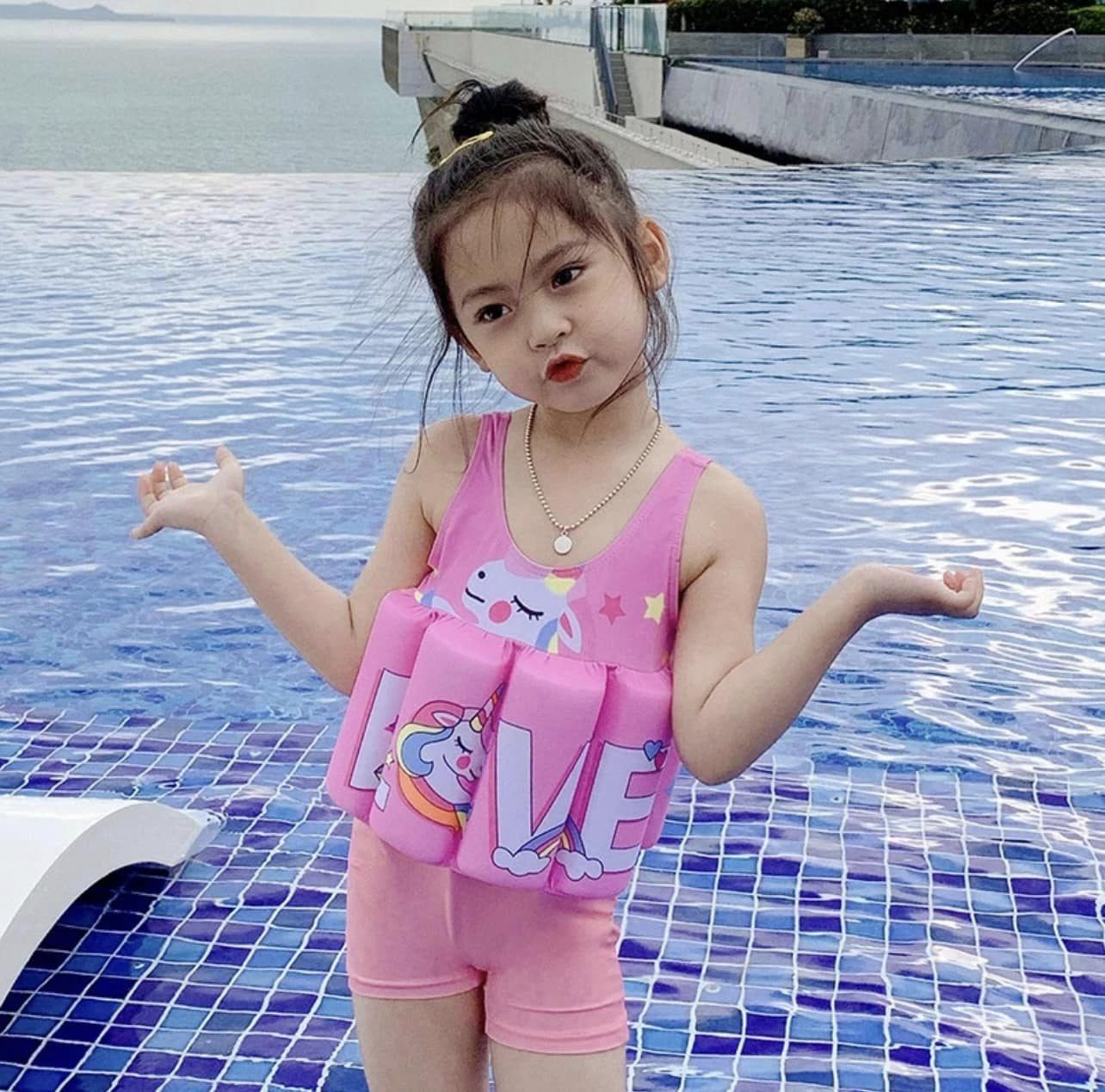 [🆕🇻🇳] Cá Mập Em Bé – Thời Trang Trẻ Em Đà Nẵng 🧑‍🧒❤️️👶⭐️  Bơi phao chưa khi nào hết hot ạ 
 Hàng sẵn tại shop nhé các mom ơi 
 0931.365.365
 Ship COD toàn quốc      
 Kiểm tra hàng mới thanh toán – Cam kết hàng y , shares-0✔️ , likes-43❤️️ , date-2024-07-02 15:00:53🇻🇳🇻🇳🇻🇳📰🆕