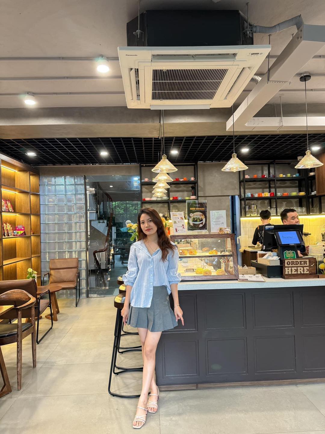 [🆕🇻🇳]  Mina’s House – Order US, UK – Order các sản phẩm Authentic từ US-UK-China-PL-JP… và local brand China 🧑‍🧒❤️️👶⭐️ Ôi cái áo e mê lắm các c ,e mua từ lúc new hơn củ,mặc xinh mà trẻ lắm ah..chất cứ mát lịm,lại ko nhăn cơ….
 Giờ seuuu 70% nhìn giá mà e tiếc quá..
 áo như  , shares-0✔️ , likes-3❤️️ , date-2024-07-11 01:15:04🇻🇳🇻🇳🇻🇳📰🆕