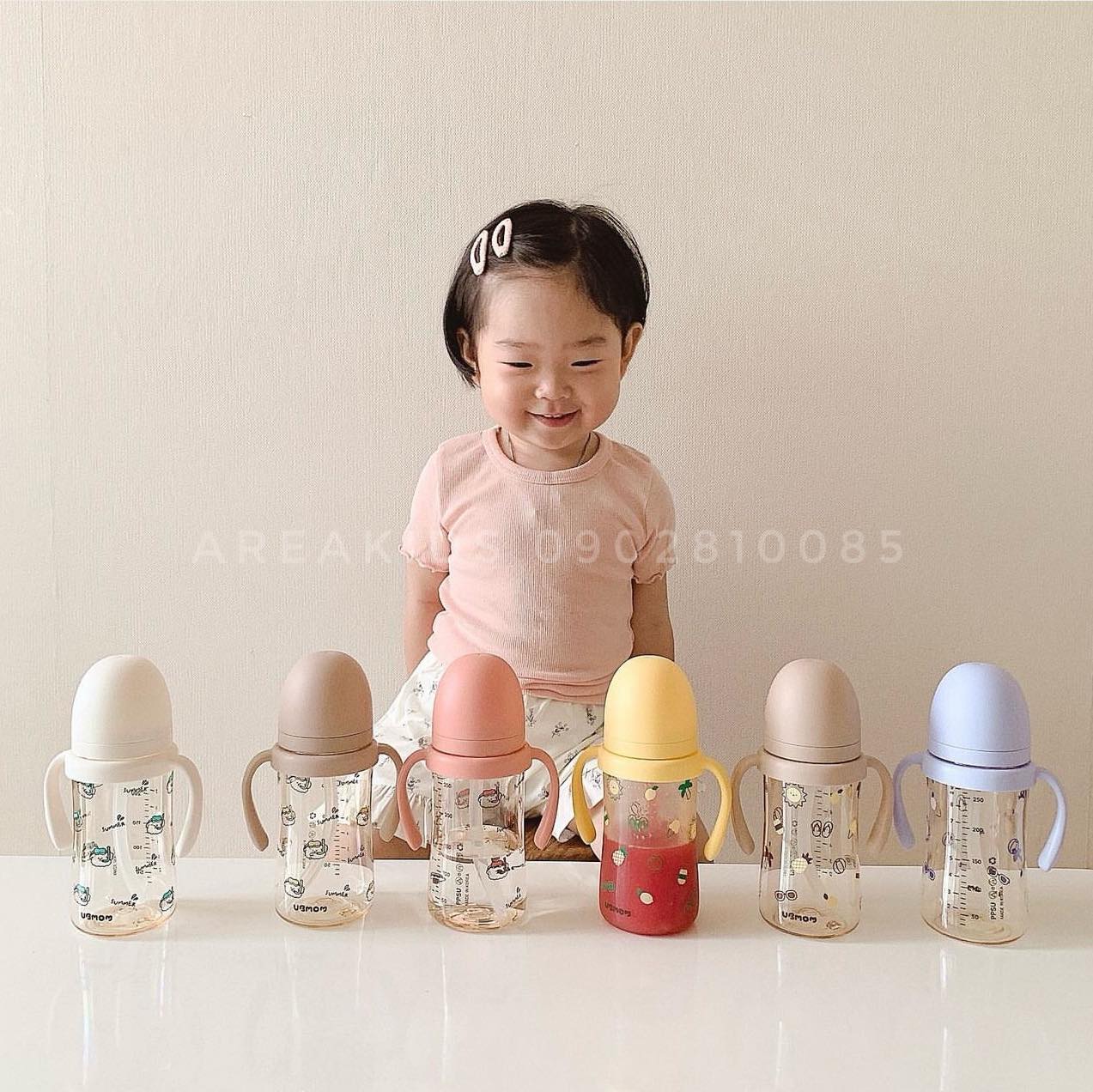 [🆕🇻🇳]  AreaKids – Chuyên hàng nội địa Hàn dành cho Mẹ và Bé 🧑‍🧒❤️️👶⭐️  𝑪𝑨̣̂𝑵 𝑪𝑨̉𝑵𝑯 𝑺𝑨̆́𝑪 𝑵𝑬́𝑻 𝑻𝑼̛̀𝑵𝑮 “𝑿𝑬𝑵-𝑻𝑰-𝑴𝑬́𝑻” 𝑪𝑼̉𝑨 𝑪𝑯𝑰𝑬̂́𝑪 𝑩𝑰̀𝑵𝑯 𝑯𝑼́𝑻 𝑺𝑼𝑴𝑴𝑬𝑹 𝑴𝑨𝑹𝑰𝑵𝑬 𝑴𝑶𝑵𝑮

 Tay cầm xoay 360º linh hoạt
 Bình có chất liệu PPSU – không chứa  , shares-0✔️ , likes-0❤️️ , date-2024-07-08 18:42:11🇻🇳🇻🇳🇻🇳📰🆕