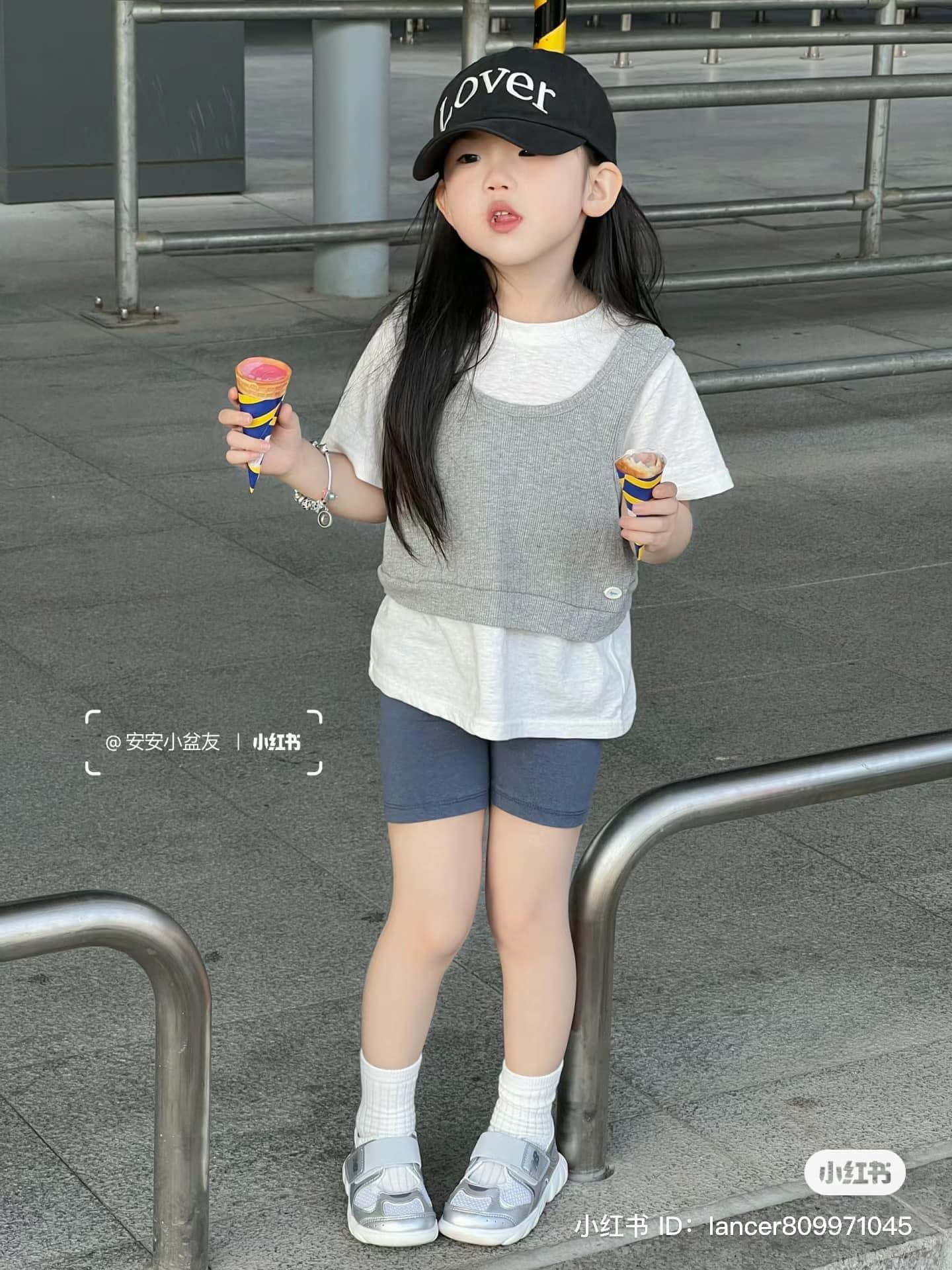 [🆕🇻🇳]  Tiệm Nhà Bơ – Tiệm chuyên đồ trẻ em Quảng Châu, mang style Hàn Quốc năng động cho bé 🧑‍🧒❤️️👶⭐️ Giày đẹp xuất sắc nè các mẹ ơi
 Sz: 23-25: 310k
       26-30: 350k
       31-37: 360k ạ
 , shares-0✔️ , likes-2❤️️ , date-2024-07-09 15:23:21🇻🇳🇻🇳🇻🇳📰🆕