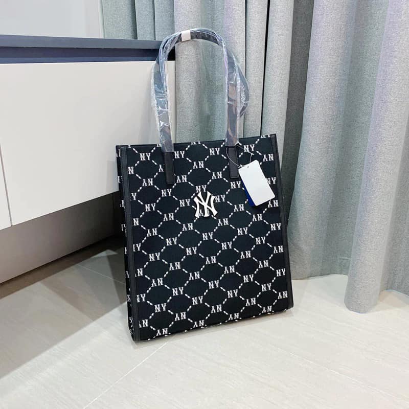 [🆕🇻🇳] HM for Kids – Hàng xách tay Trẻ em 🧑‍🧒❤️️👶⭐️ Túi MLB em về 2 mã sale siêu hời chỉ #1.xxx nguyên tag new hơn 3 củ ý ạ 
 Chị em nhanh tay lên bill nha 
#MLBAUTHENTIC
 , shares-0✔️ , likes-2❤️️ , date-2024-07-21 01:16:49🇻🇳🇻🇳🇻🇳📰🆕