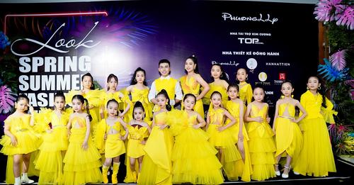 [🆕🇻🇳] Top1StarKids ⭐ ☀ ⚡ Luôn tự hào vì dàn mẫu cưng, các con thực sự xinh đẹp và chuyên nghiệp 

#LOOKSSFW2023
#TuầnlễThờiTrangXuânHè2023
#LOOKSHOW
#Phu , shares-0✔️ , likes-0❤️️ , date-2023-04-05 14:02:34🇻🇳🇻🇳🇻🇳📰🆕