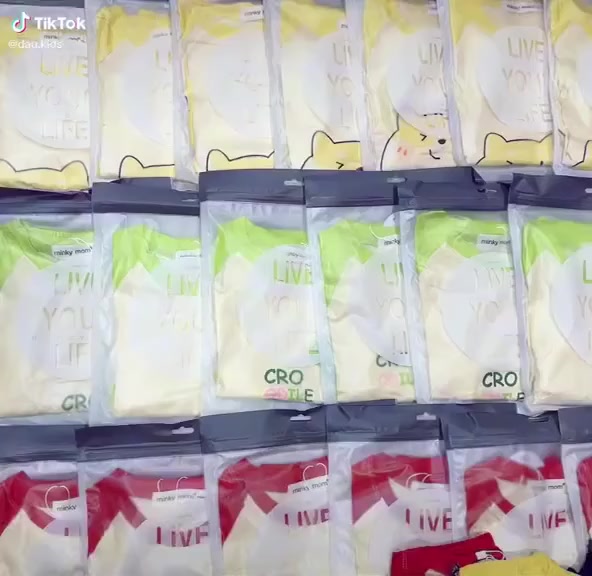 [🆕🇻🇳]  ỐC SHOP – Quần áo trẻ em 🧑‍🧒❤️️👶⭐️ ĐẸP LỊM TIM
SALE 40% 179K/5 BỘ MIỄN SHIP
CHẤT COTTON CO GIÃN 4 CHIỀU THẤM HÚT MỒ HÔI
NHẬN HÀNG KIỂM TRA HÀNG ƯNG Ý THANH TOÁN
SIZE TỪ 5-18K
 , shares-19✔️ , likes-738❤️️ , date-2023-06-05 05:51:11🇻🇳🇻🇳🇻🇳📰🆕