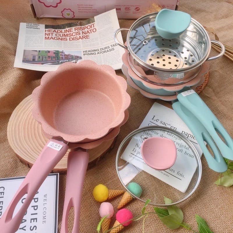 [🆕🇻🇳] Siêu Thị Mẹ và Bé -Đồ sơ sinh trọn gói 🧑‍🧒❤️️👶⭐️ Bộ nồi chảo đá hoa về hàng
 Sẵn 3 màu: xanh – hồng – vàng
 Đẹp – xịn lắm luôn ạ . 
𝐒𝐇𝐎𝐏 𝐌𝐄̣ 𝐁𝐄́ Đ𝐎̂𝐍𝐆 𝐋𝐀𝐍 
 𝐂𝐬𝟏 : 𝐌𝐢𝐧𝐡 𝐥𝐨̣̂𝐜 – 𝐇𝐚̣̂𝐮 𝐥𝐨̣̂𝐜 -𝐓𝐡𝐚𝐧𝐡 𝐡𝐨𝐚́ .
 𝐂 , shares-0✔️ , likes-2❤️️ , date-2024-03-27 19:17:57🇻🇳🇻🇳🇻🇳📰🆕