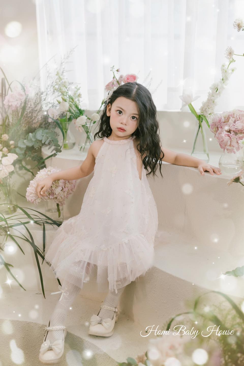 [🆕🇻🇳]  Homi baby house -Homi Baby House là thương hiêu đầm dạ hội , đầm công chúa cho bé tuổi từ 1-10 tuổi 🧑‍🧒❤️️👶⭐️ Tỏa sáng như những bông hoa đẹp nhất trong vườn hoa cùng sắc hương ngọt ngào từ mẫu váy Bling dress. Thướt tha ngọt ngào, cùng ngắm nhìn diện mạo auto xinh , shares-1✔️ , likes-70❤️️ , date-2024-05-10 23:58:19🇻🇳🇻🇳🇻🇳📰🆕