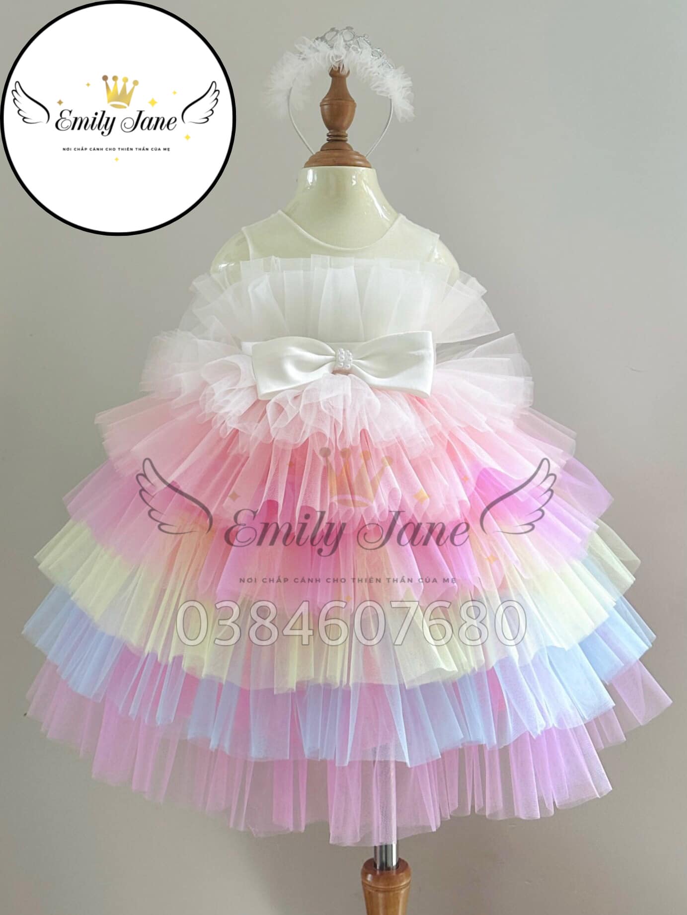 [🆕🇻🇳] Emily Jane – Váy đầm công chúa thiết kế cho bé 🧑‍🧒❤️️👶⭐️ Cái mẫu bao mẹ say đắm
 Mã lên full màu nạ.
4-33kg, ba mẹ cần size lơn hơn inbox #EmilyJane nhé.
#Vaydamcongchuabegai
#Vaydamthietkecaocap
#Vayxinhdutiec
# , shares-0✔️ , likes-3❤️️ , date-2024-06-26 21:23:12🇻🇳🇻🇳🇻🇳📰🆕