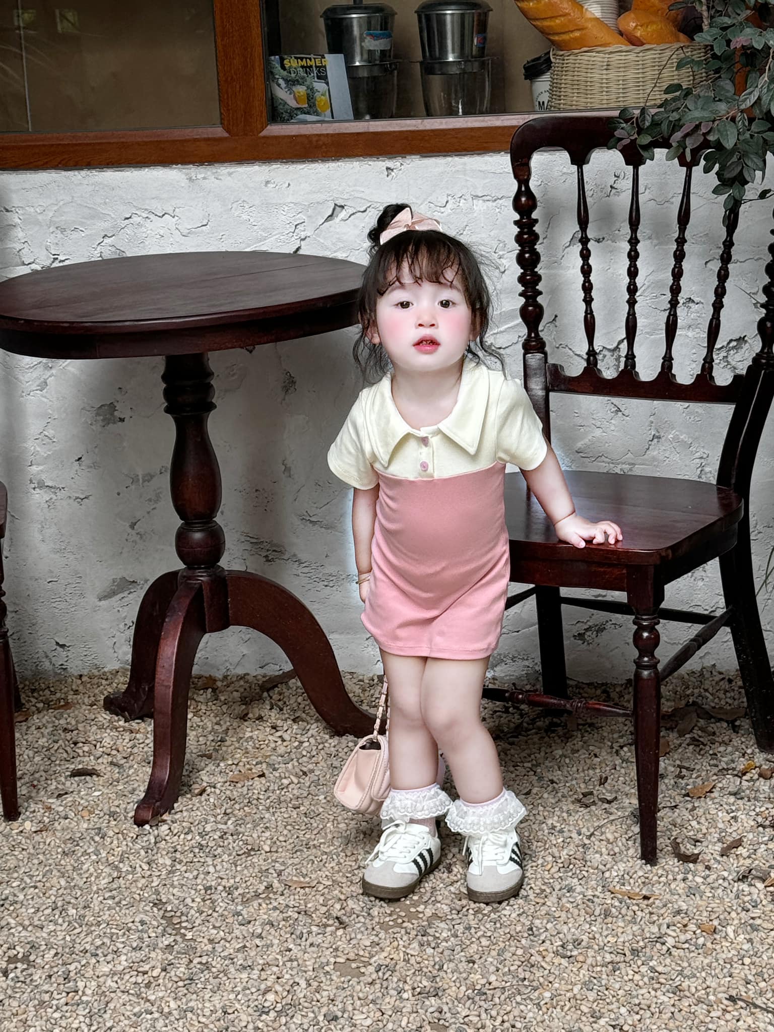 [🆕🇻🇳]  Queen Baby House – Chuyên đồ baby – 𝗤.𝗕 𝗦𝘁𝘂𝗱𝗶𝗼 – 𝗠𝗮𝗱𝗲 𝗜𝗻 𝗩𝗶𝗲𝘁 𝗡𝗮𝗺 – 𝗗𝗲𝘀𝗶𝗴𝗻 𝗕𝘆 𝗤𝘂𝗲𝗲𝗻 🧑‍🧒❤️️👶⭐️ 𝐗𝐢𝐧 𝐜𝐡𝐚̀𝐨 𝐞𝐦 𝐛𝐞́ 𝐧𝐡𝐚̀ 𝐐𝐮𝐞𝐞𝐧 𝐁𝐚𝐛𝐲 𝐇𝐨𝐮𝐬𝐞 ! 
Mỗi ngày một outfit dành cho bé cưng , chiếc body mà mami mê mẩn trong livetream hôm qua đây ạ 

size chart : 90  , shares-2✔️ , likes-35❤️️ , date-2024-06-11 13:20:35🇻🇳🇻🇳🇻🇳📰🆕