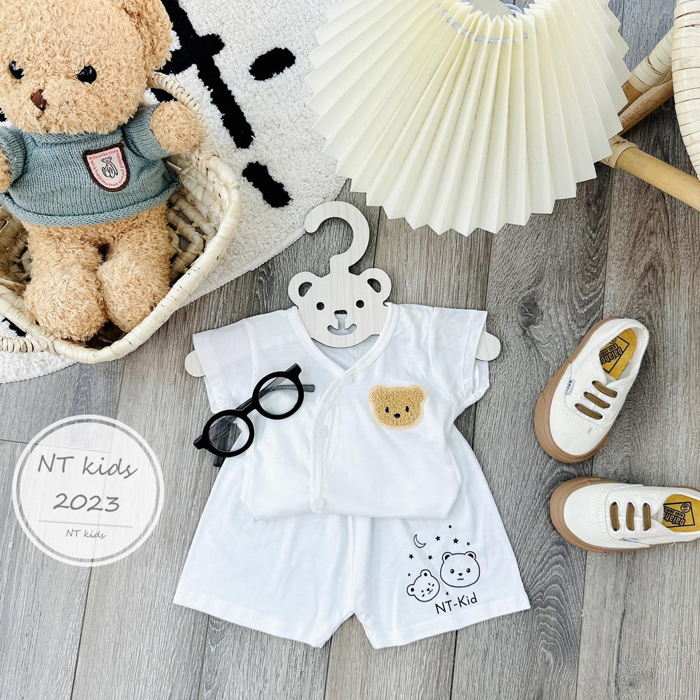 [🆕🇻🇳] Tổng kho sơ sinh Lynh Lee – Tổng kho sỉ lẻ Mẹ và bé 🧑‍🧒❤️️👶⭐️ Bộ cộc sơ sinh gấu vải thun lạnh
 Giá: 40k
 , shares-0✔️ , likes-1❤️️ , date-2024-06-12 15:52:16🇻🇳🇻🇳🇻🇳📰🆕