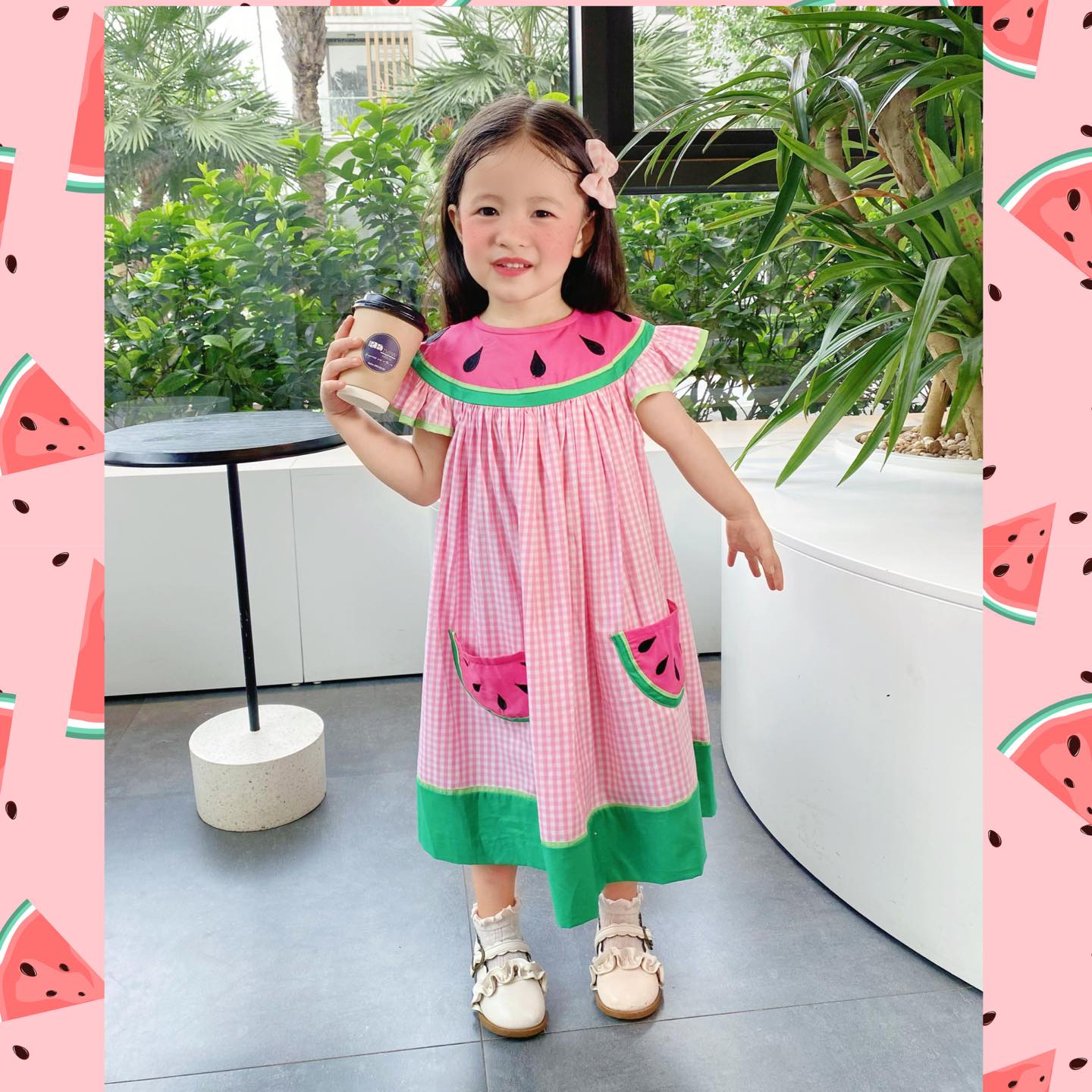 [🆕🇻🇳] Smock Nhà Thỏ – ĐẦM SMOCK 🩷 ĐẦM THIẾT KẾ 🩷 🧑‍🧒❤️️👶⭐️  𝐁𝐞𝐬𝐭 𝐬𝐞𝐥𝐥𝐞𝐫 – 𝐁𝐞𝐬𝐭 𝐩𝐫𝐢𝐜𝐞  

Không cần phải bàn cãi về độ đáng yêu và xinh xắn của em đầm này nữa , mom chỉ cần nhanh tay đặt hàng , mọi vấn đề còn lại đã  , shares-3✔️ , likes-15❤️️ , date-2024-07-01 14:36:38🇻🇳🇻🇳🇻🇳📰🆕