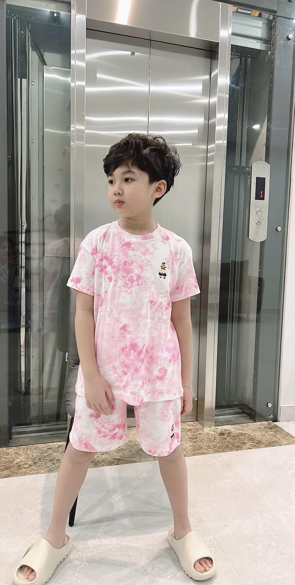 [🆕🇻🇳] Giang Kids- thời trang cao cấp cho bé 🧑‍🧒❤️️👶⭐️ Set gấu whoau hồng e còn sz 90-150( 10-40kg)
 Em sale 150k thôi nạ !!!!
 , shares-0✔️ , likes-0❤️️ , date-2024-07-01 15:03:21🇻🇳🇻🇳🇻🇳📰🆕