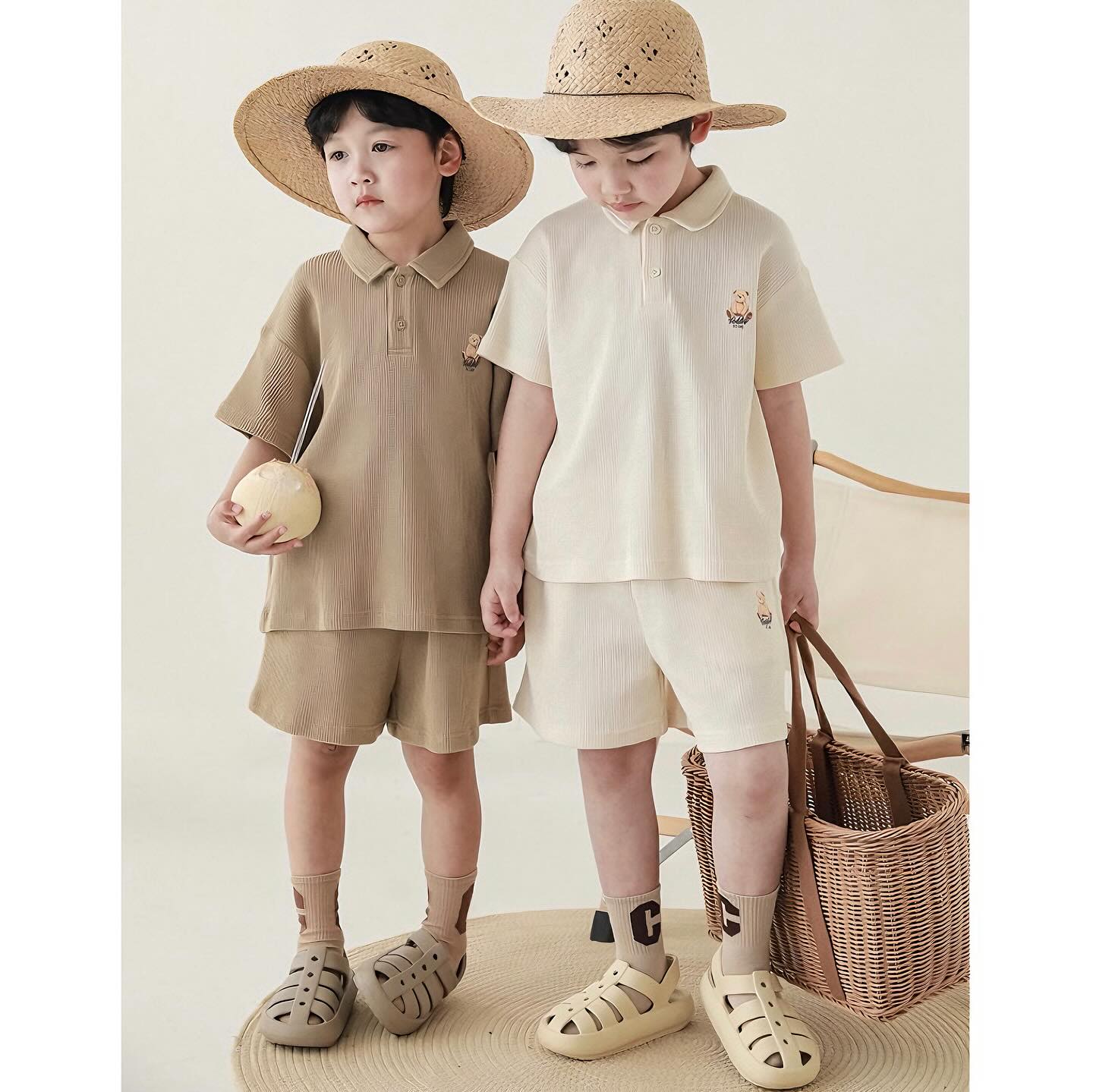 [🆕🇻🇳]  Penguin Bebe – Chuyên order cho bé 🧑‍🧒❤️️👶⭐️ 𝐇𝐎𝐓 𝐇𝐎𝐓 𝐇𝐎𝐓
Ngày hôm nay lên các deal siêu cháy cho các mom săn giá hời. Sold out từng phút lun ạ, ONLY #270k/set lẻ size lẻ màu:
Màu be: 90-110-110cm
Màu  , shares-0✔️ , likes-0❤️️ , date-2024-07-05 22:54:38🇻🇳🇻🇳🇻🇳📰🆕