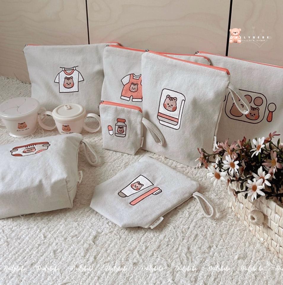 [🆕🇻🇳] Dailybebe-store -Baby & Mom – Đồ dùng mẹ và bé – đồ chơi cao cấp Korea , Us/Uk Chính Hãng🧑‍🧒❤️️👶⭐️  Bộ túi chuẩn bị chăm sóc #Dottodot đa năng không thấm nước 

      Mỗi một chiếc túi sẽ in các icon khác nhau cực kì hữu ích giúp ba mẹ cất giữ cho bé đi  , shares-1✔️ , likes-8❤️️ , date-2024-07-17 17:03:54🇻🇳🇻🇳🇻🇳📰🆕