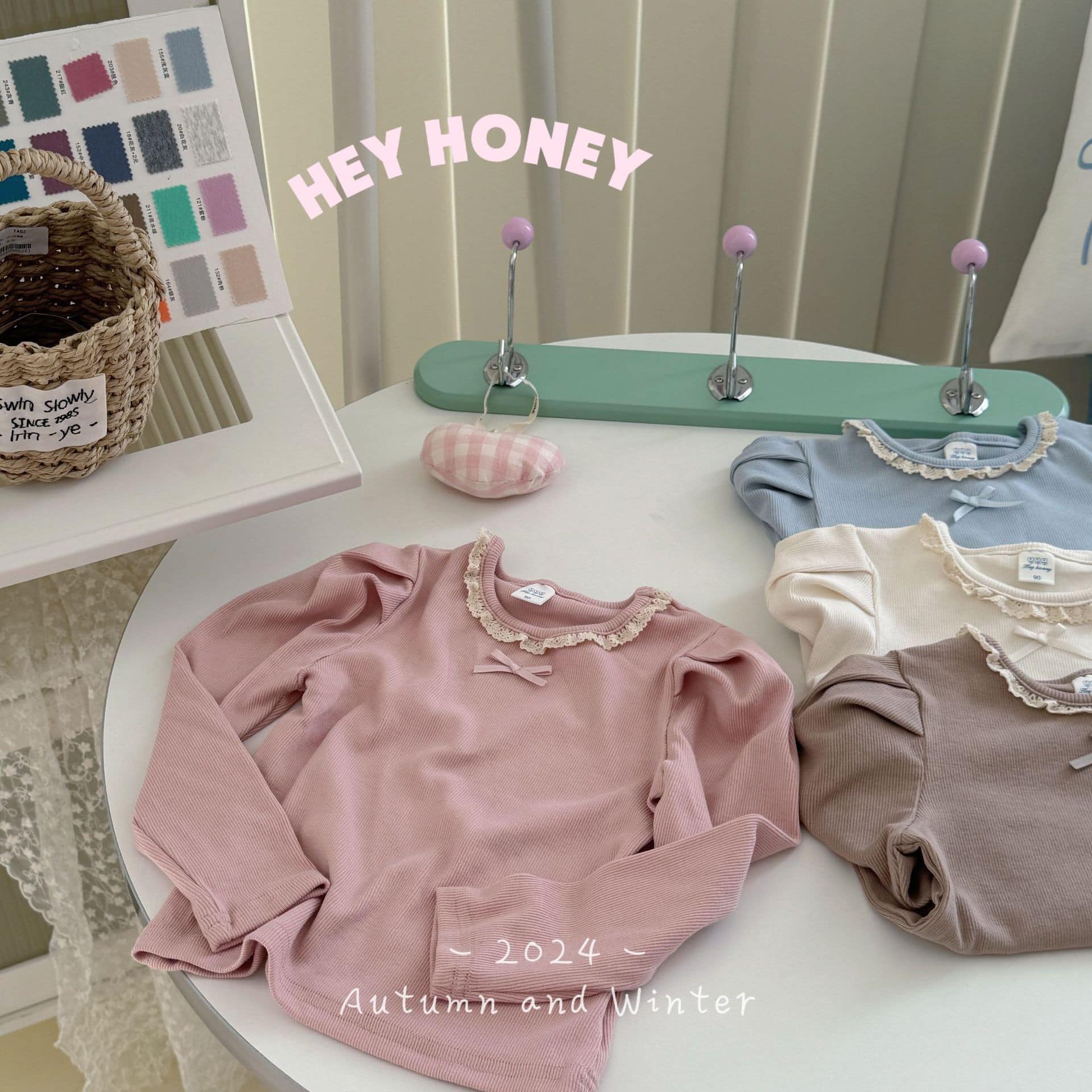 [🆕🇻🇳]  Baby Sweet – Chuyên quần áo trẻ em tqxk, little maven, jumping meters , malwee … và phụ kiện trẻ em 🧑‍🧒❤️️👶⭐️ Hãng này ra mẫu gì cũng đẹp, thu tới là k thể thiếu mấy em này, web vừa lên kệ 
Hey Honey đúng là số 1 về sự cute dễ thươnggg
Vào mùa bé nàoooo cũng cần
Ch , shares-0✔️ , likes-2❤️️ , date-2024-07-18 20:51:41🇻🇳🇻🇳🇻🇳📰🆕