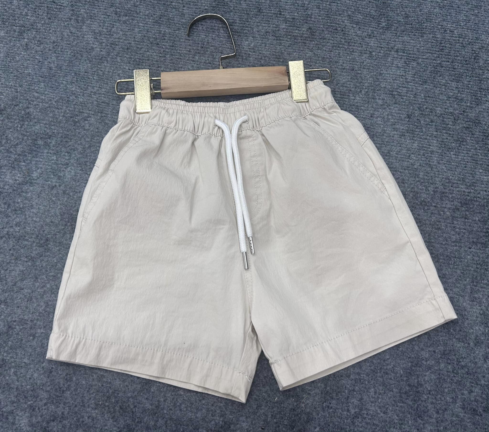 [🆕🇻🇳]  VNXK Limited Kids 🧑‍🧒❤️️👶⭐️ Màu mới về siu Hot ạ
 Vẫn cứ là full size 10-70kg cho các mẹ chọn
 , shares-0✔️ , likes-2❤️️ , date-2024-08-07 13:12:46🇻🇳🇻🇳🇻🇳📰🆕