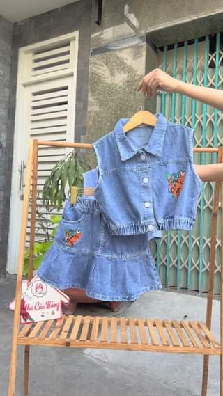 [🆕🇻🇳] Nhà của Bống – Thời trang cao cấp cho bé trai, bé gái 🧑‍🧒❤️️👶⭐️ Set chân váy jeans cao cấp cho các bé 26-52kg, xinh xịn sang lắm nha #setbegai #nhacuabong #quanaotreemcaocap
 , shares-0✔️ , likes-0❤️️ , date-2024-08-08 20:15:56🇻🇳🇻🇳🇻🇳📰🆕