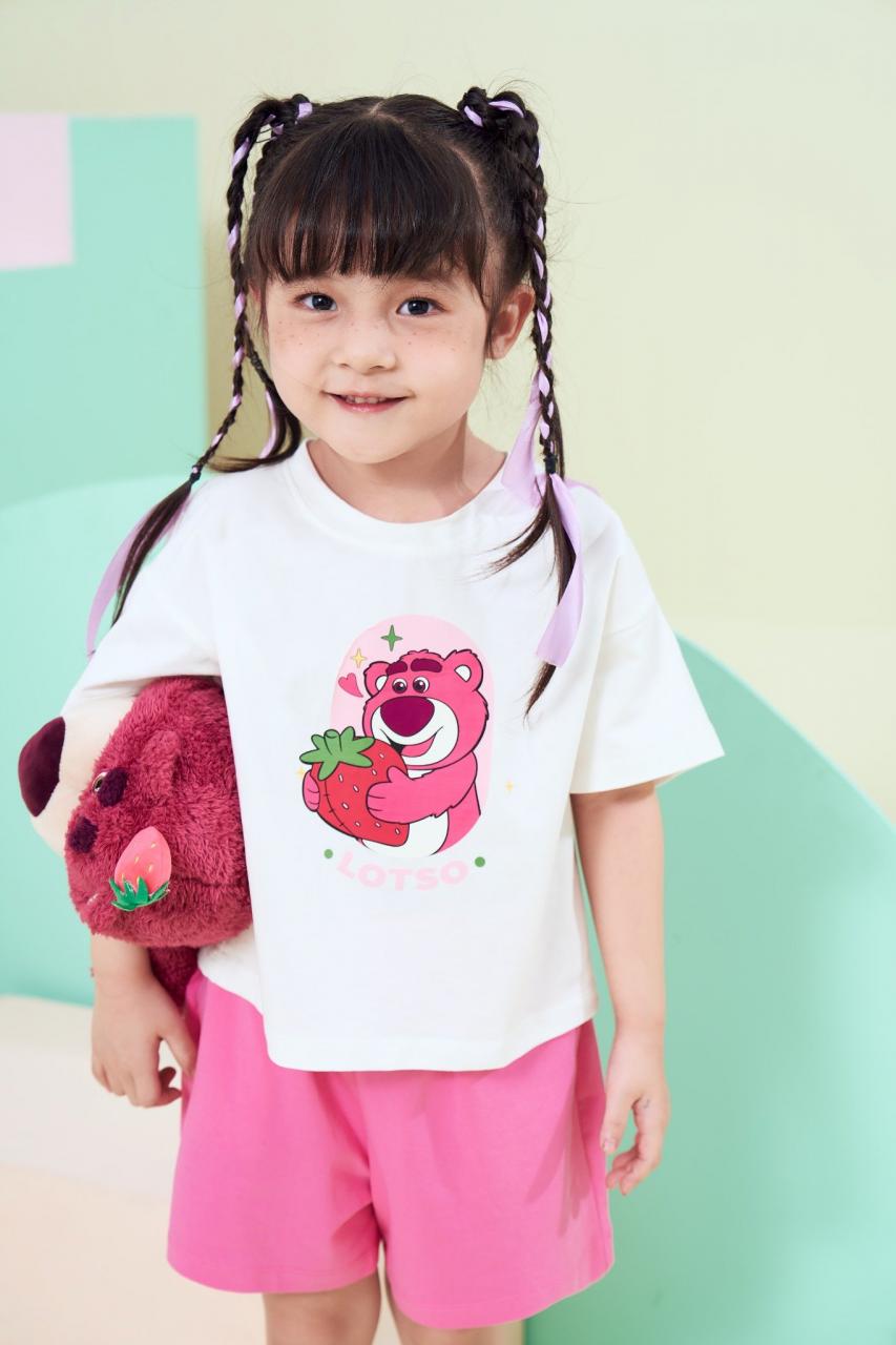 [🛒🇻🇳]Đồ bộ thun ngắn tay Gấu dâu Lotso bé gái Rabity 560.006 – Disney , SKU – 5600062410401 – rabity.vn 🇻🇳🛒Top1Shop🛒 🇻🇳Top1Vietnam🇻🇳 🛍🛒🇻🇳