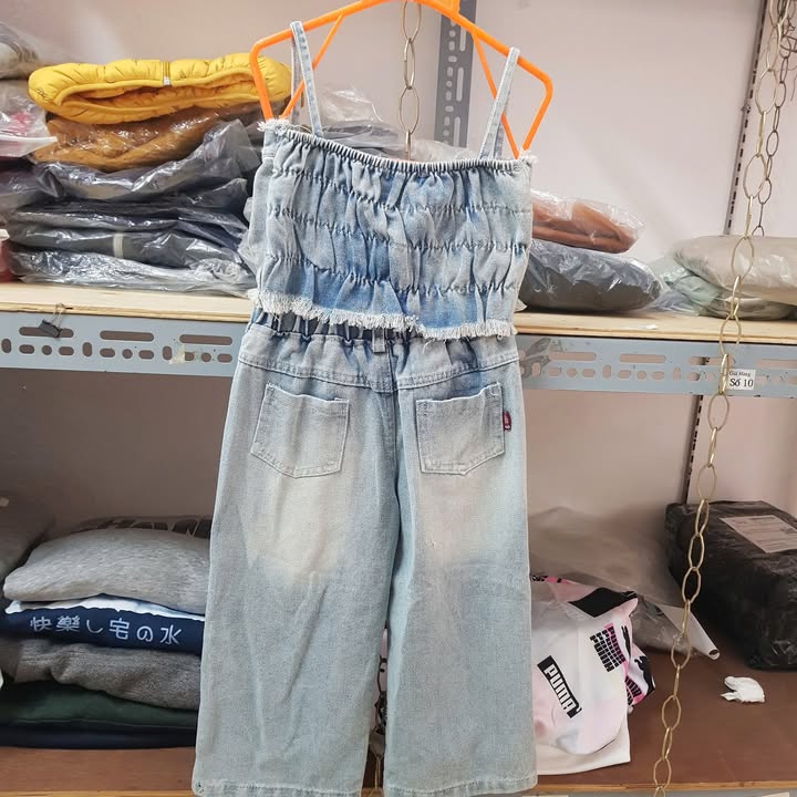 [ Shop.100K🤝Cho Thuê Hàng Bán Sỉ_Lẻ ] – Thêm 1 set jean cho cô bé cá tính của shop

Set bộ jean áo 2 dây, quần rách 

Chất  …