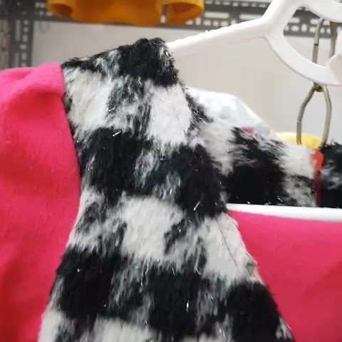 [ Shop.100K🤝Cho Thuê Hàng Bán Sỉ_Lẻ ] – Áo len tuần lộc cho bé

Chất len dệt nặng tay ạ

Hàng lẻ size, 1 màu xanh than

G …