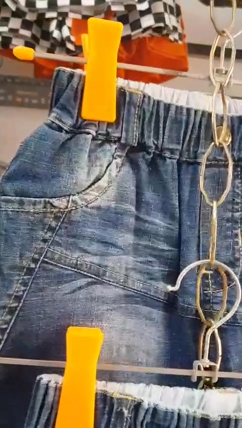 [ Shop.100K🤝Cho Thuê Hàng Bán Sỉ_Lẻ ] – Quần ngố jean thêu chữ cho bé trai

Chất jean co giãn bé mặc thoải mái

Hàng lẻ …