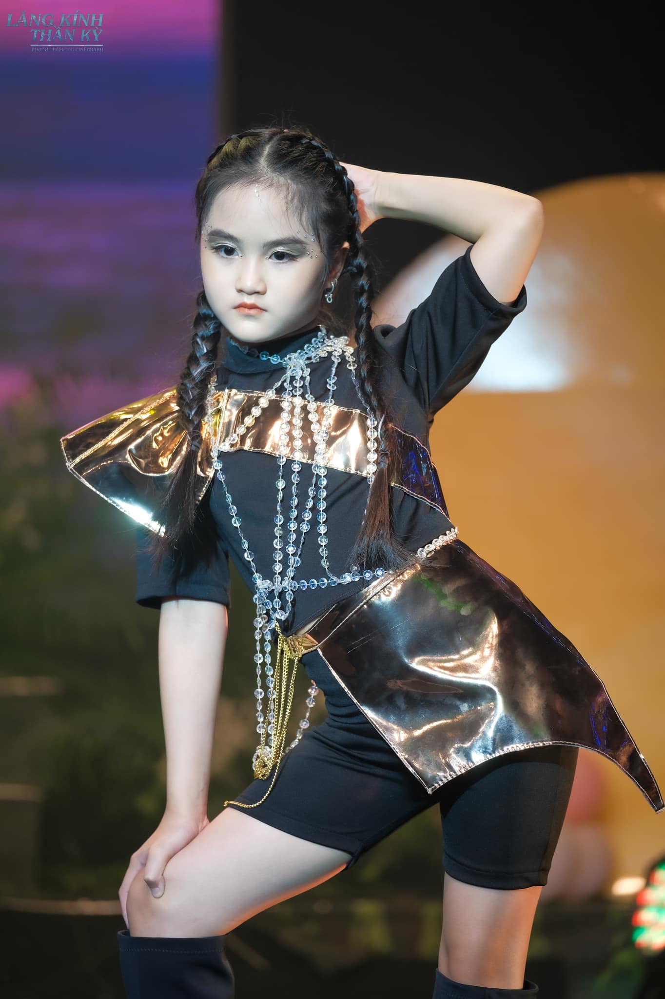 [🆕🇻🇳] Top1StarKids ⭐ ☀ ⚡ Một đêm diễn đầy ấn tượng v nhiều cảm xúc Lăng kính thần kì 20/8/2022
BĐ: Tuệ Linh
Một đêm diễn đầy ấn tượng v nhiều cảm xúc Lă , shares-0✔️ , likes-0❤️️ , date-2022-08-23 15:42:42🇻🇳🇻🇳🇻🇳📰🆕