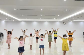 [🆕🇻🇳] Top1StarKids ⭐ ☀ ⚡ Dạy xong Cs2 chạy thật nhanh sang Cs3 khai giảng lớp nhảy hiện đại mới…
Hè rồi bùng cháy thôi các con ơiiii#CLBHappyKids
#… , shares-0✔️ , likes-0❤️️ , date-2023-06-12 15:19:08🇻🇳🇻🇳🇻🇳📰🆕